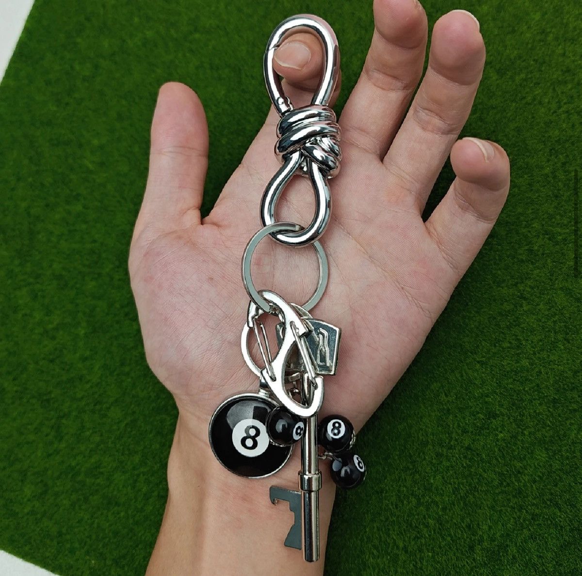 Vintage "Twists Metal Carabiner Key Chain" Size ONE SIZE - 1 Thumbnail