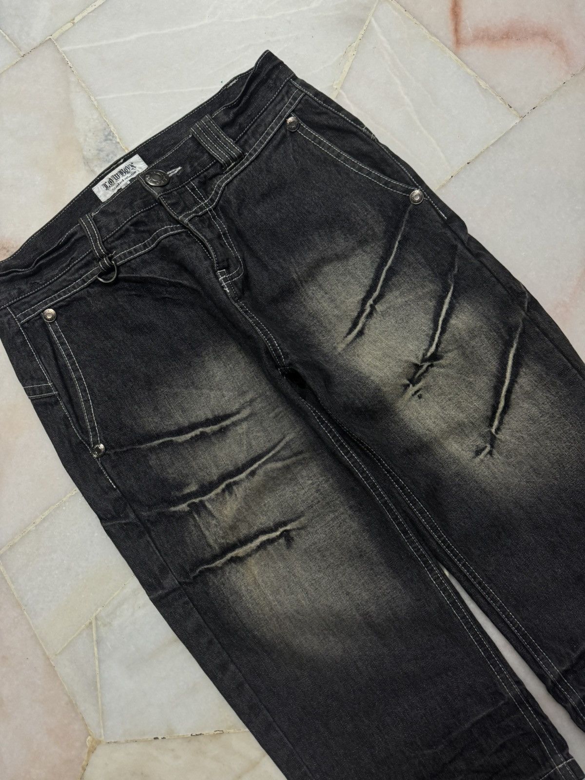 Tornado Mart 💥INSANE💥VINTAGE LOWBOX CLAW MUDWASH BUCKLE BACK SHORT JEANS Size US 30 / EU 46 - 5 Thumbnail