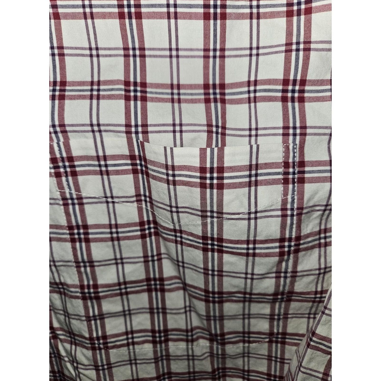 Vintage LL Bean Shirt Mens Medium Red White Plaid Button Down Wrinkle Resistant Cotton Shirt Size US M / EU 48-50 / 2 - 7 Thumbnail
