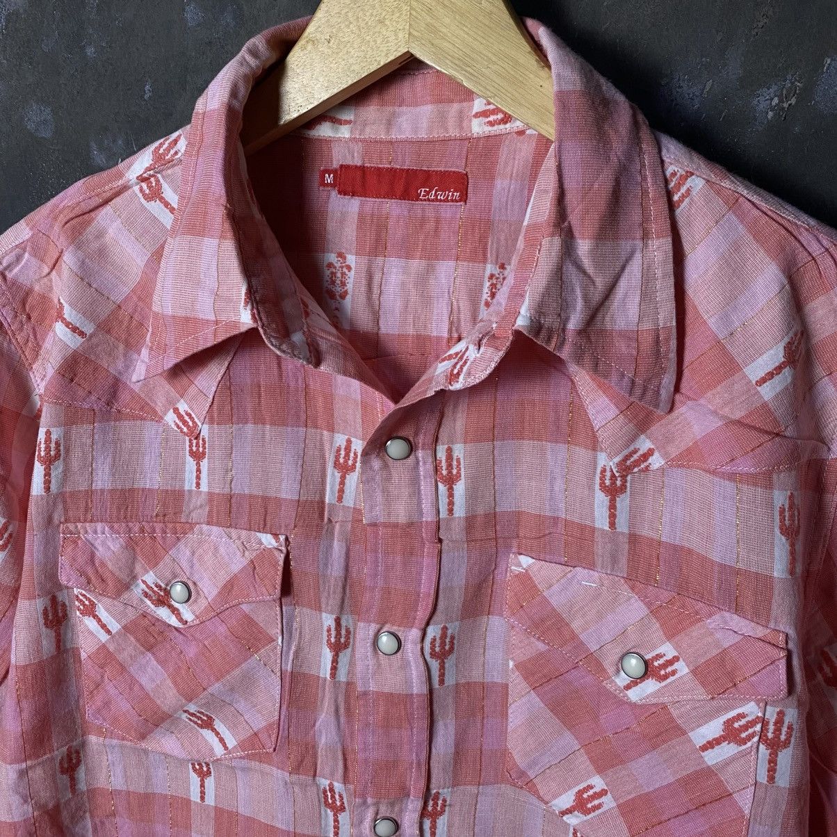 Cowboy Equipment × Edwin × Vintage Vintage edwin cactus western style shirt with stone button Size US M / EU 48-50 / 2 - 4 Thumbnail