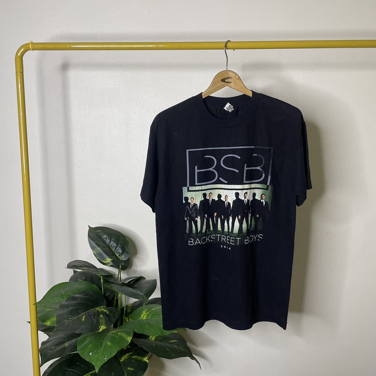 Band Tees × Vintage Vintage 2014 Backstreet Boys In A World Like This Tour Tee Size US M / EU 48-50 / 2 - 1 Thumbnail