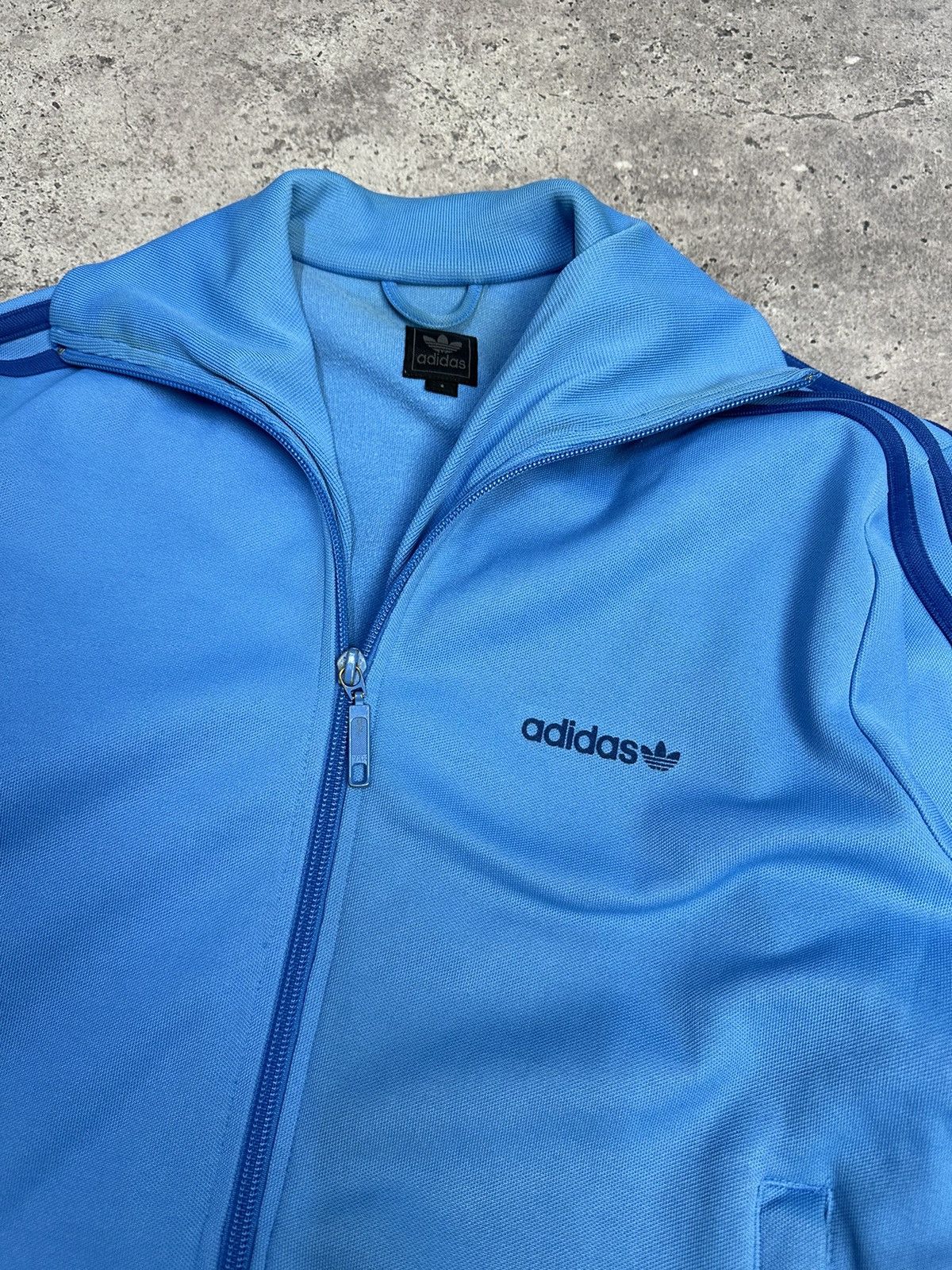 Adidas × Vintage Vintage Adidas Blokecore Track Jacket Blue Big Logo Y2K Size US S / EU 44-46 / 1 - 7 Thumbnail