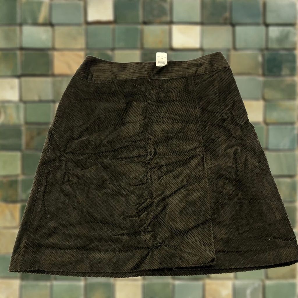 Ann Taylor Ann Taylor Corduroy Skirt Women Mini Green 10 Zip Front Pockets No Lining NEW Size 32" / US 10 / IT 46 - 1 Thumbnail