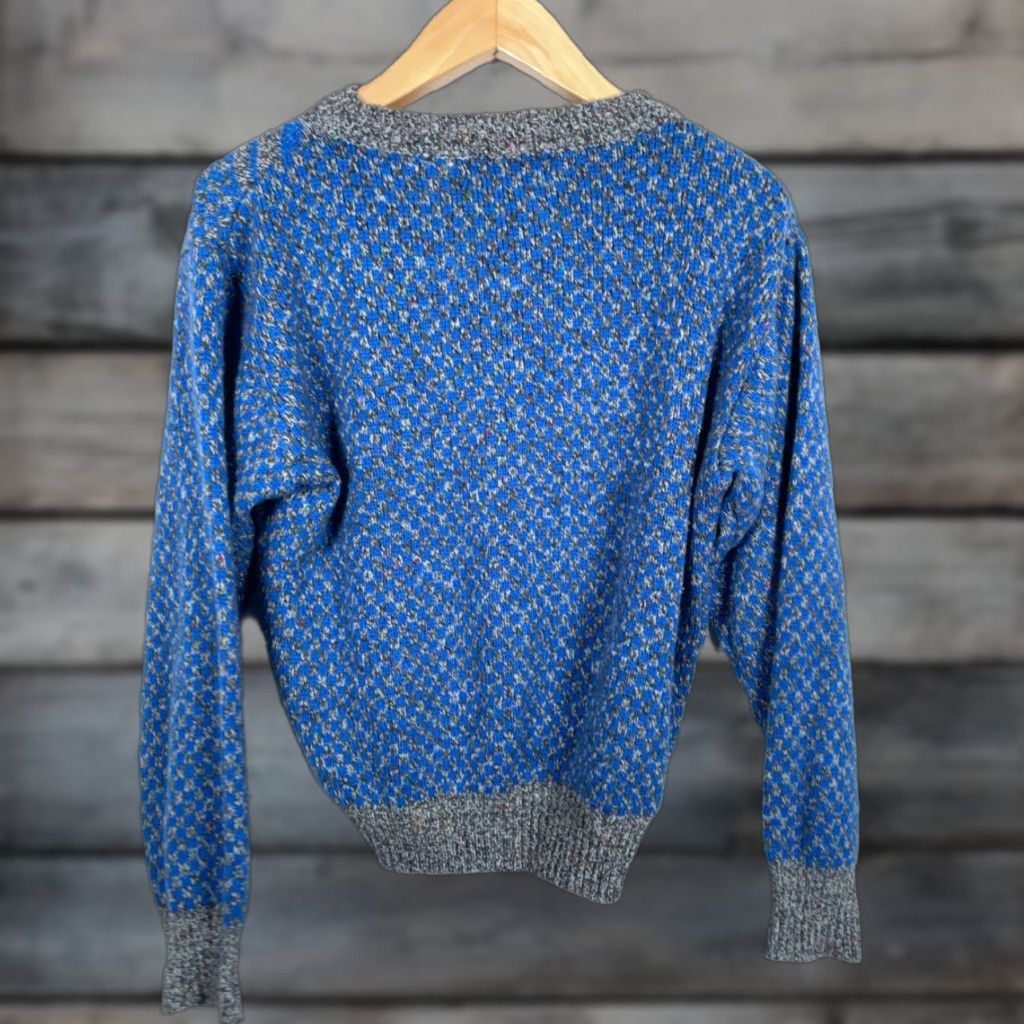 Vintage VINTAGE Horseradish Geometric Crew Neck Sweater Mens Large 80s Blue Gray Acrylic Knit Dad Pullover Knitwear (Regular Fit) Size US L / EU 52-54 / 3 - 1 Thumbnail