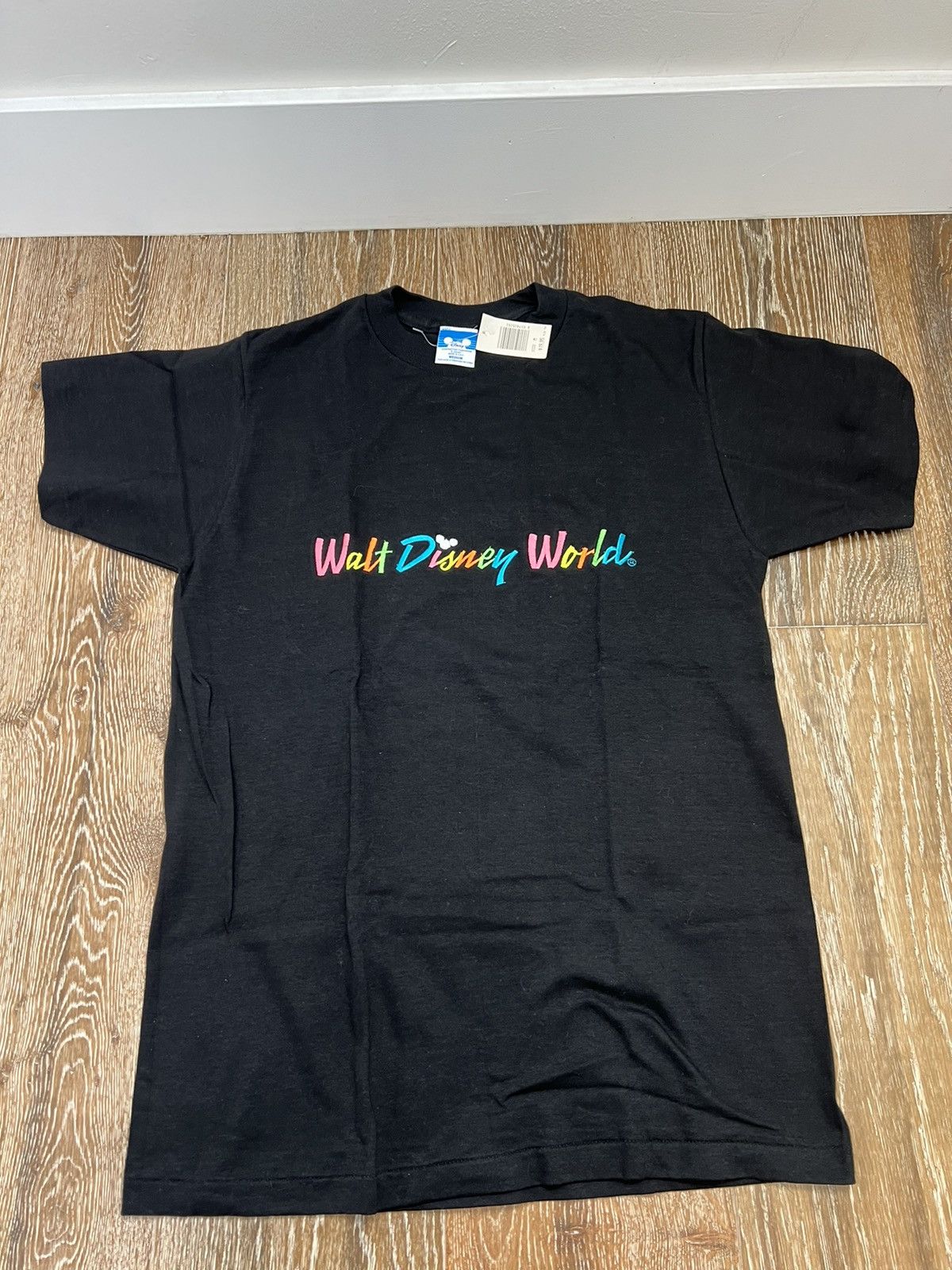 Disney Vintage Walt Disney World Embroidered tee Size US M / EU 48-50 / 2 - 1 Thumbnail