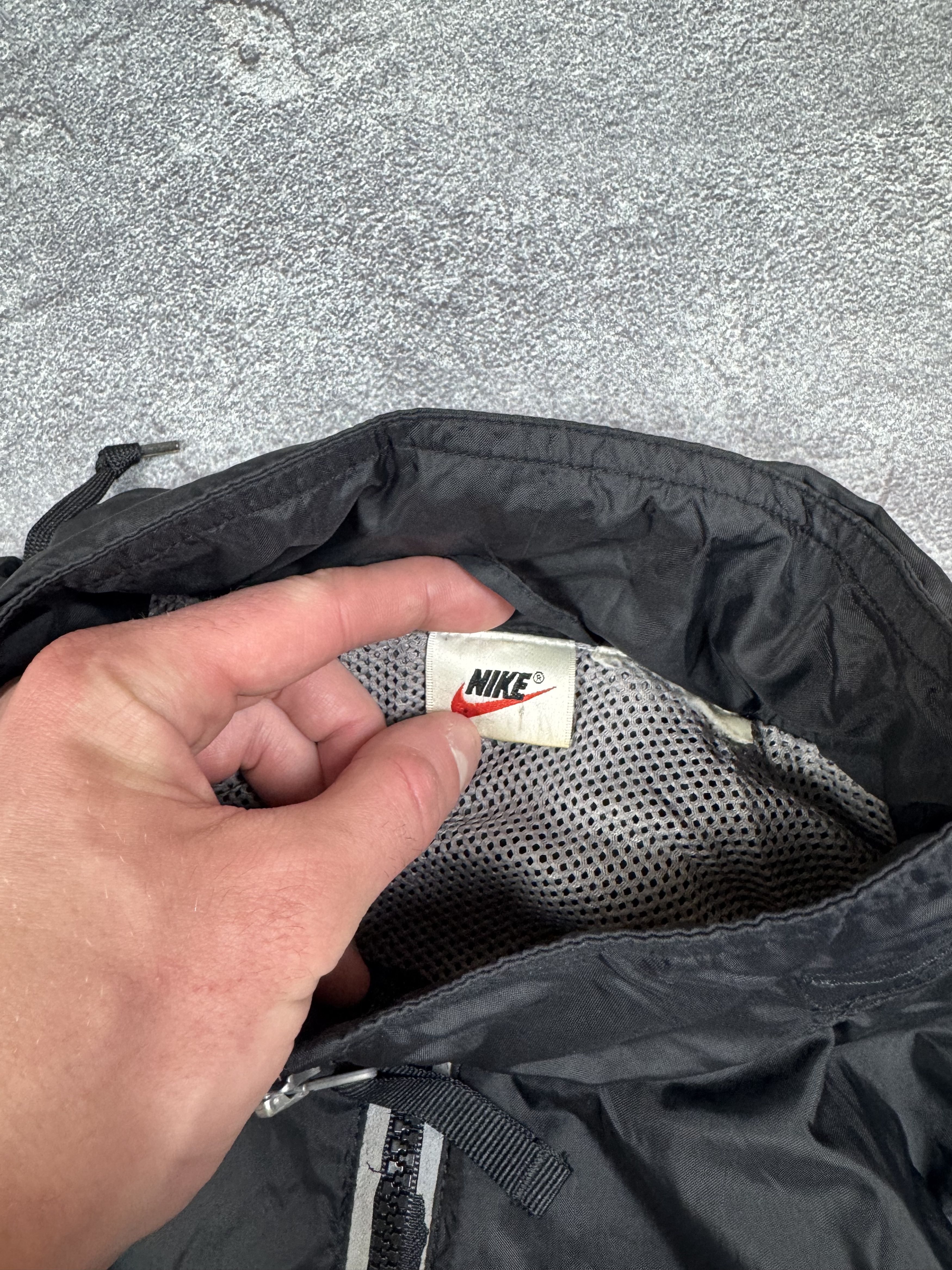 Nike ACG Nike ACG Nylon Logo Jacket If6WAS9 Y2K 2000s Size L Size US L / EU 52-54 / 3 - 6 Thumbnail