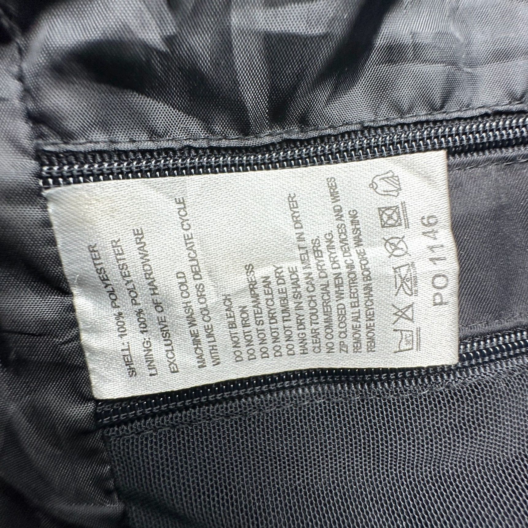 Vintage VINTAGE SCOTTeVEST Convertible Jacket Vest Mens Large Full Zip Black Tec Pockets Travel Jacket Mens Large Black 90s Size US L / EU 52-54 / 3 - 7 Thumbnail