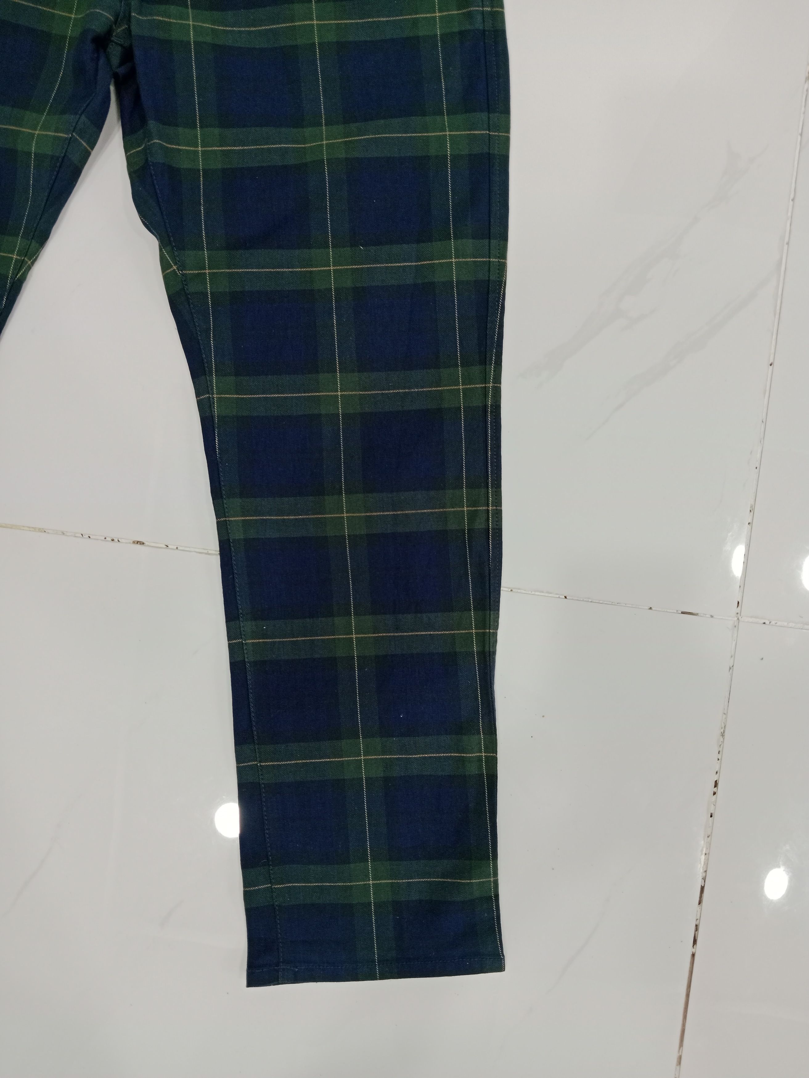 Plus One Clothing Plus One Pants Checkered Plaid Style Japanese Brand Size US 34 / EU 50 - 5 Thumbnail