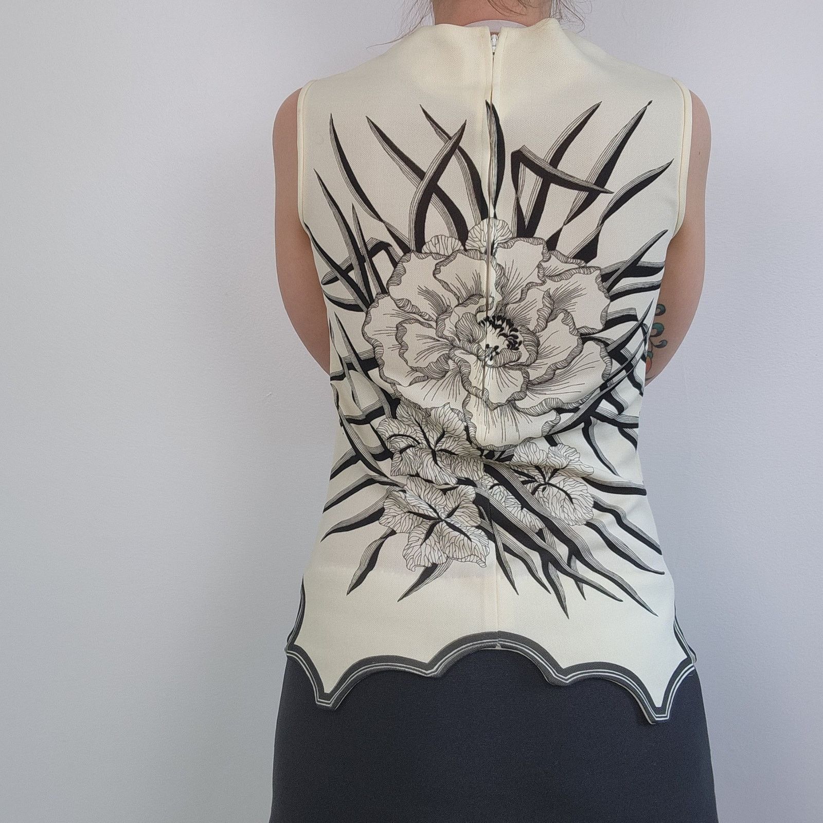 Vintage Mr Dino 60s Sleeveless Flower Print Tank Top Small-Medium Size M / US 6-8 / IT 42-44 - 3 Thumbnail