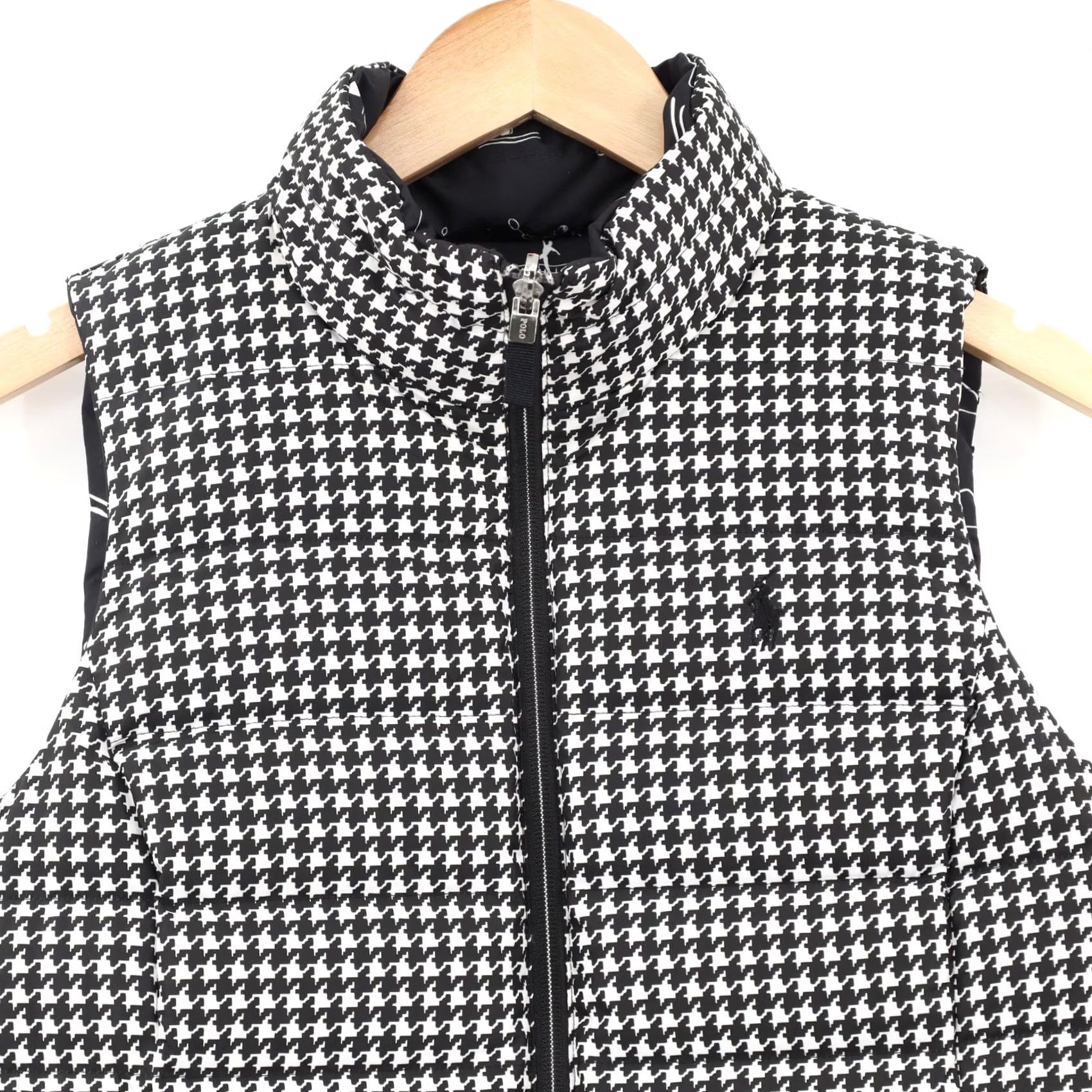 Polo Ralph Lauren Polo Ralph Lauren Women's Reversible Golf Puffer Down Vest Black/White Sz M Size M / US 6-8 / IT 42-44 - 6 Thumbnail
