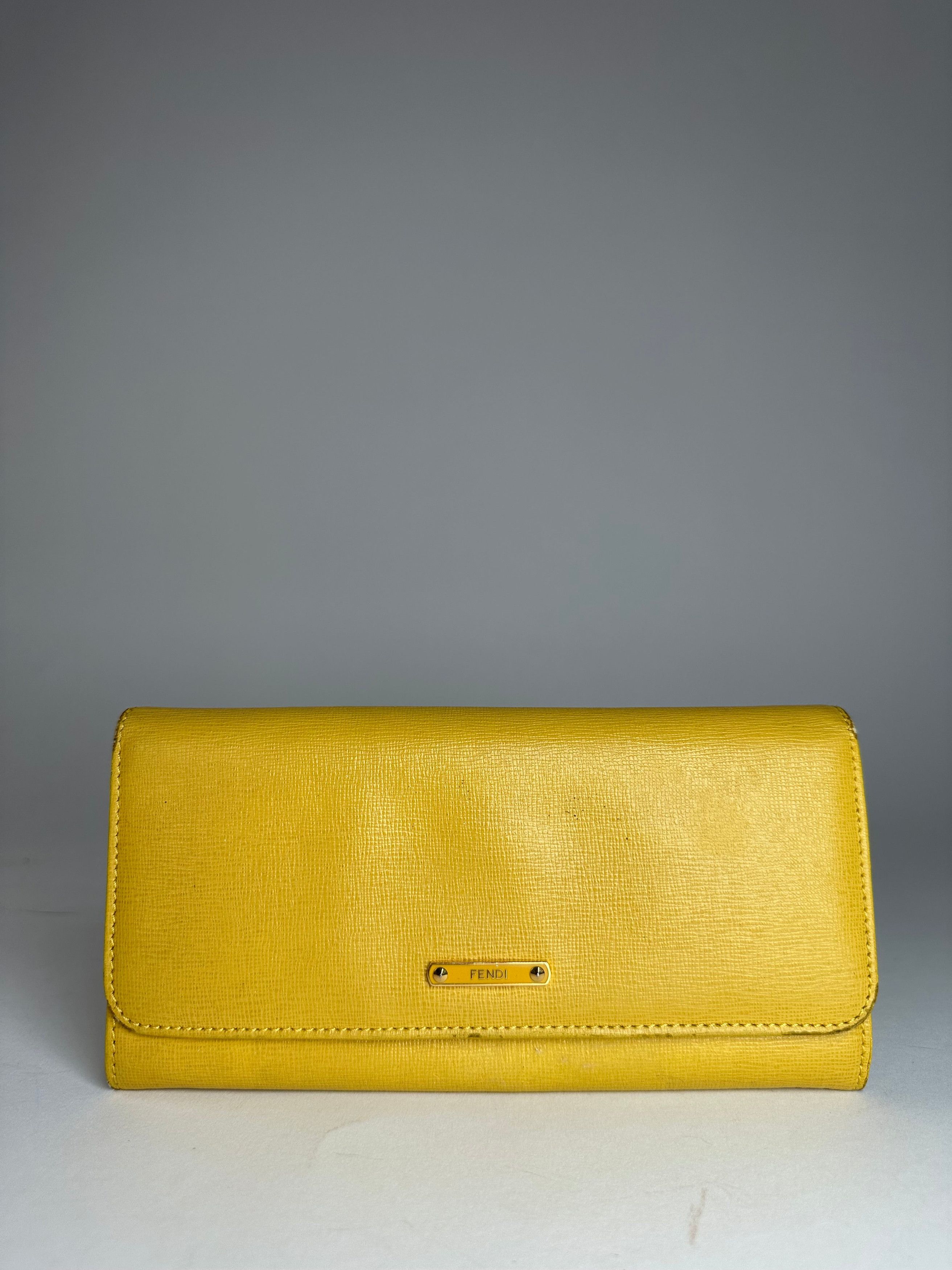 Fendi Vintage Leather Long Wallet Yellow Size ONE SIZE - 1 Thumbnail
