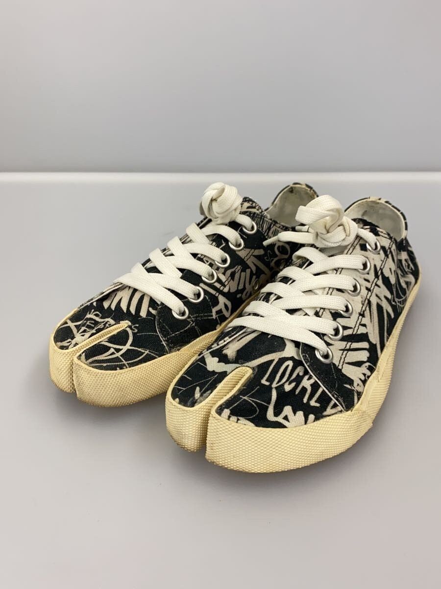 Maison Margiela Graffiti Tabi Sneakers Size US 7 / IT 37 - 2 Thumbnail