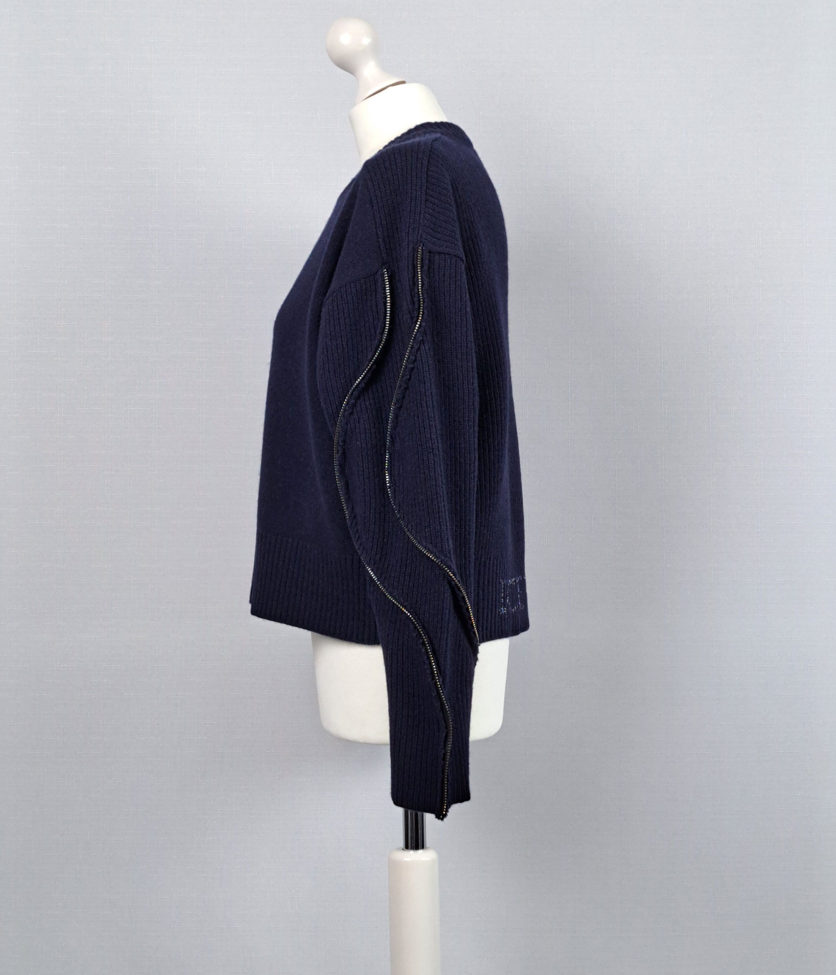 Iceberg ICEBERG decorative zippers on the sleeves wool sweater Size S / US 4 / IT 40 - 6 Thumbnail