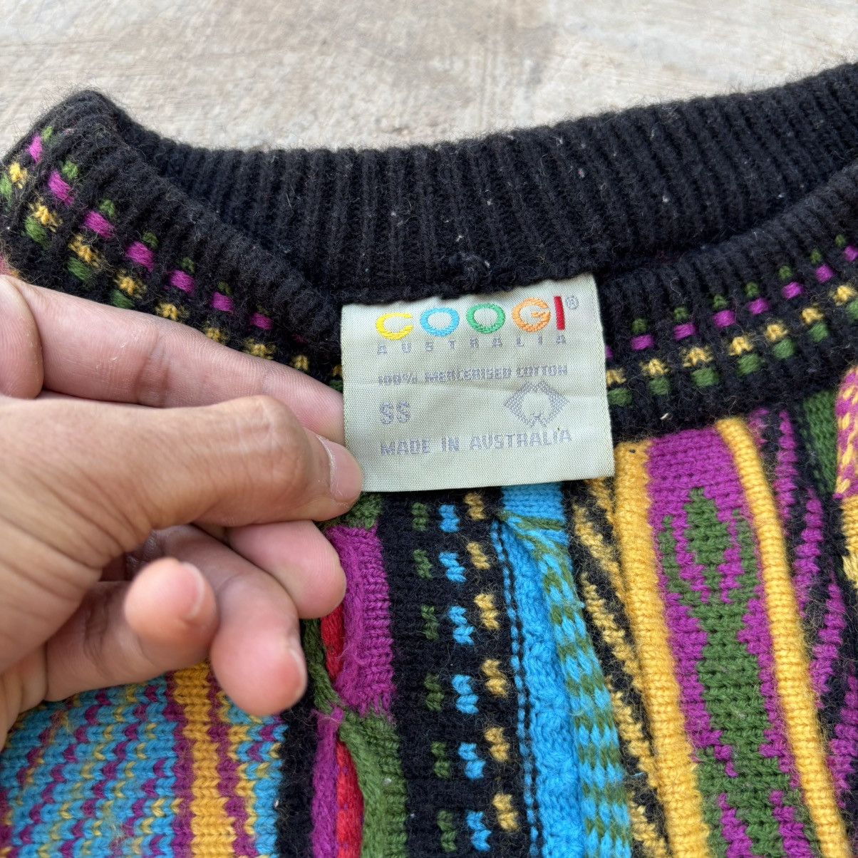 Coogi Vintage 90s Coogi 3D Knitwear Sweater Size US S / EU 44-46 / 1 - 7 Thumbnail