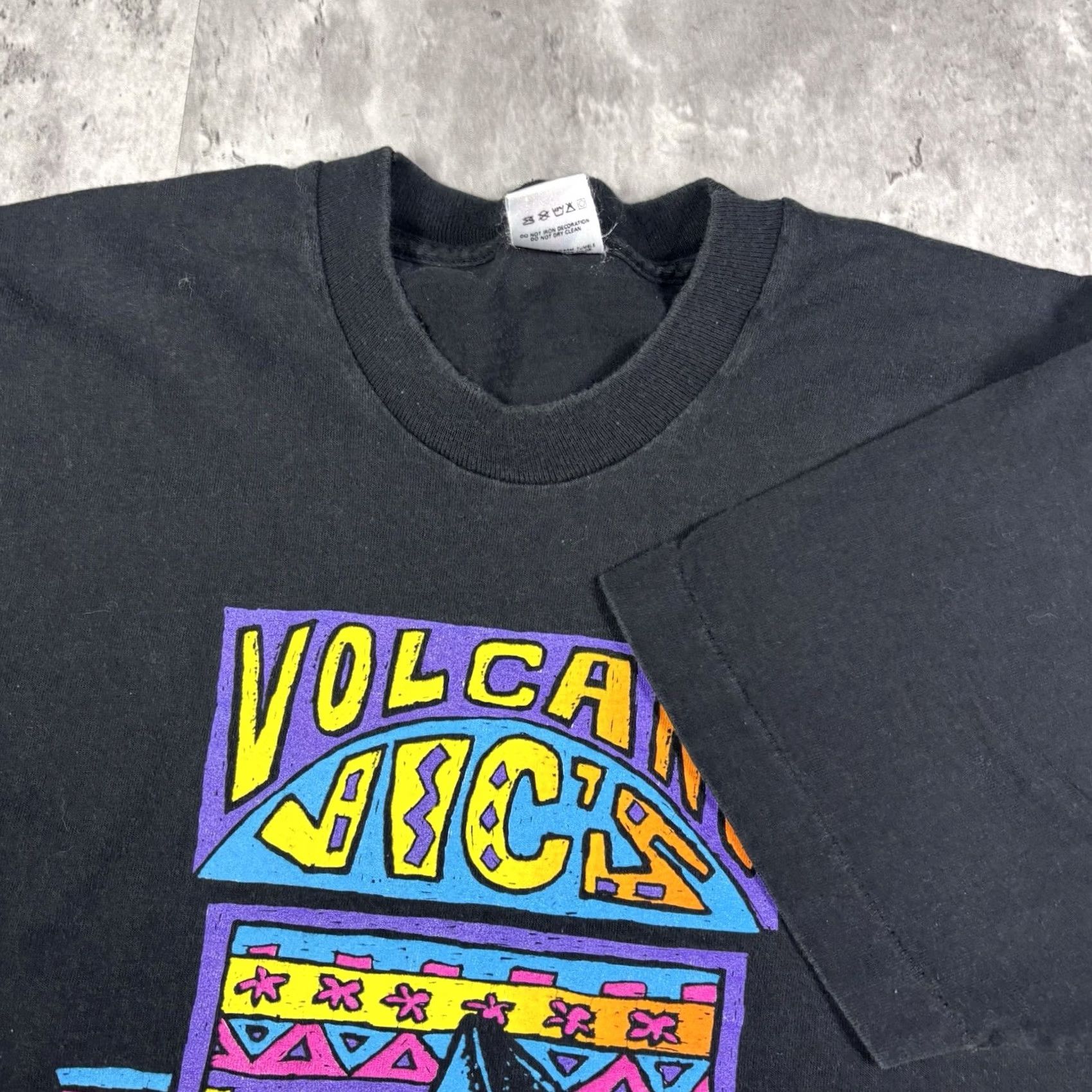 Fruit Of The Loom VINTAGE 90s Volcano Vics Bar Art T Shirt Mens XL Black Cotton Graphic Print Crew Neck Short Sleeve Vintage Yes Fruit of the Loom Regular Size XL Mens Size US XL / EU 56 / 4 - 4 Thumbnail
