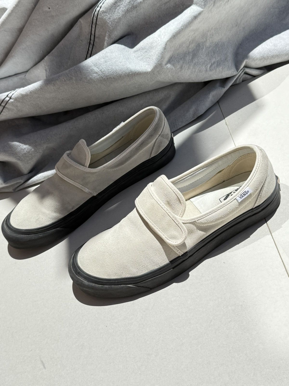 Vans Vans Slip-On Style 47 Men sz 12 (resemblance of FOG) beige Size US 12 / EU 45 - 5 Thumbnail