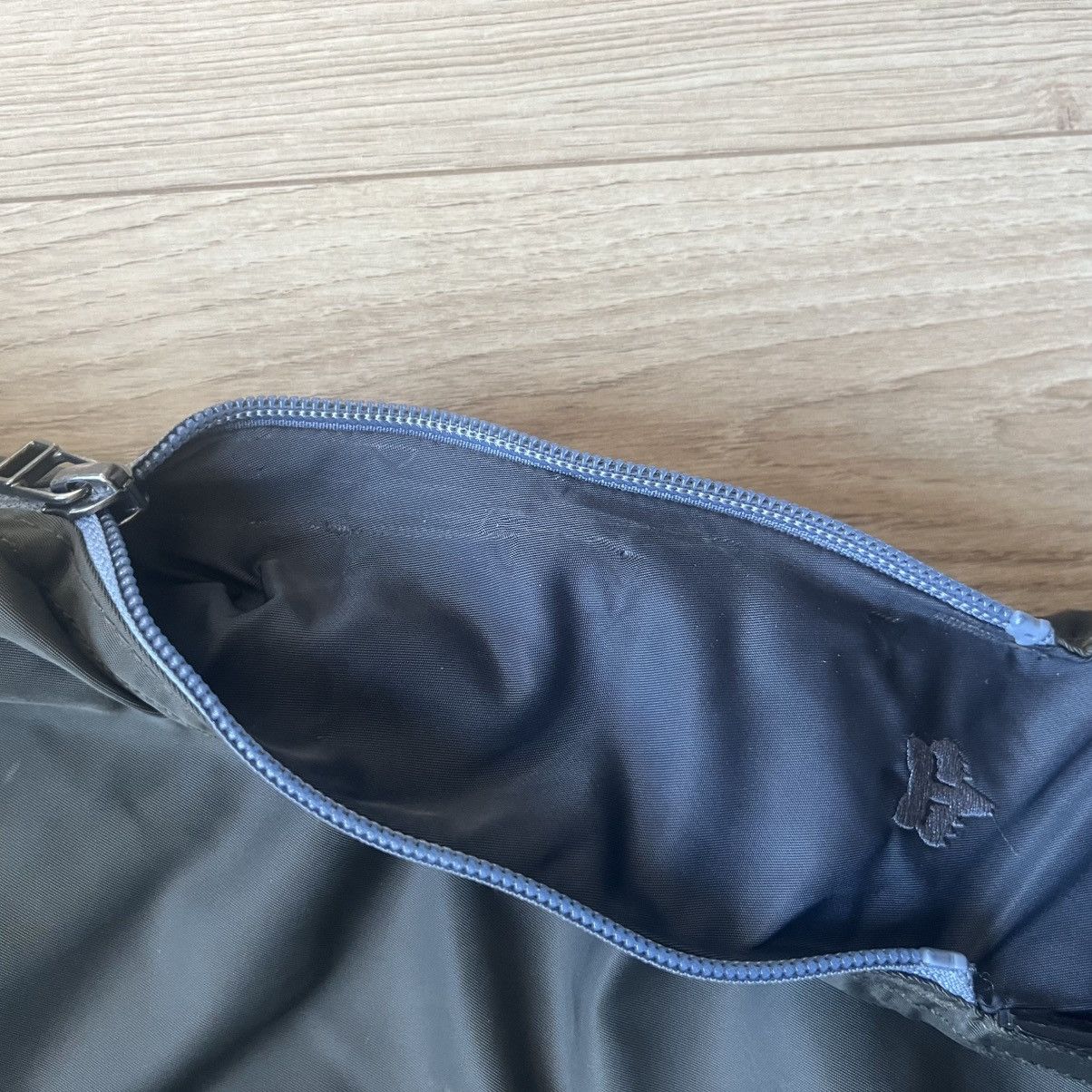 Kiko Kostadinov Fox Lab Expandable Bag in Olive/Blue Size ONE SIZE - 9 Thumbnail