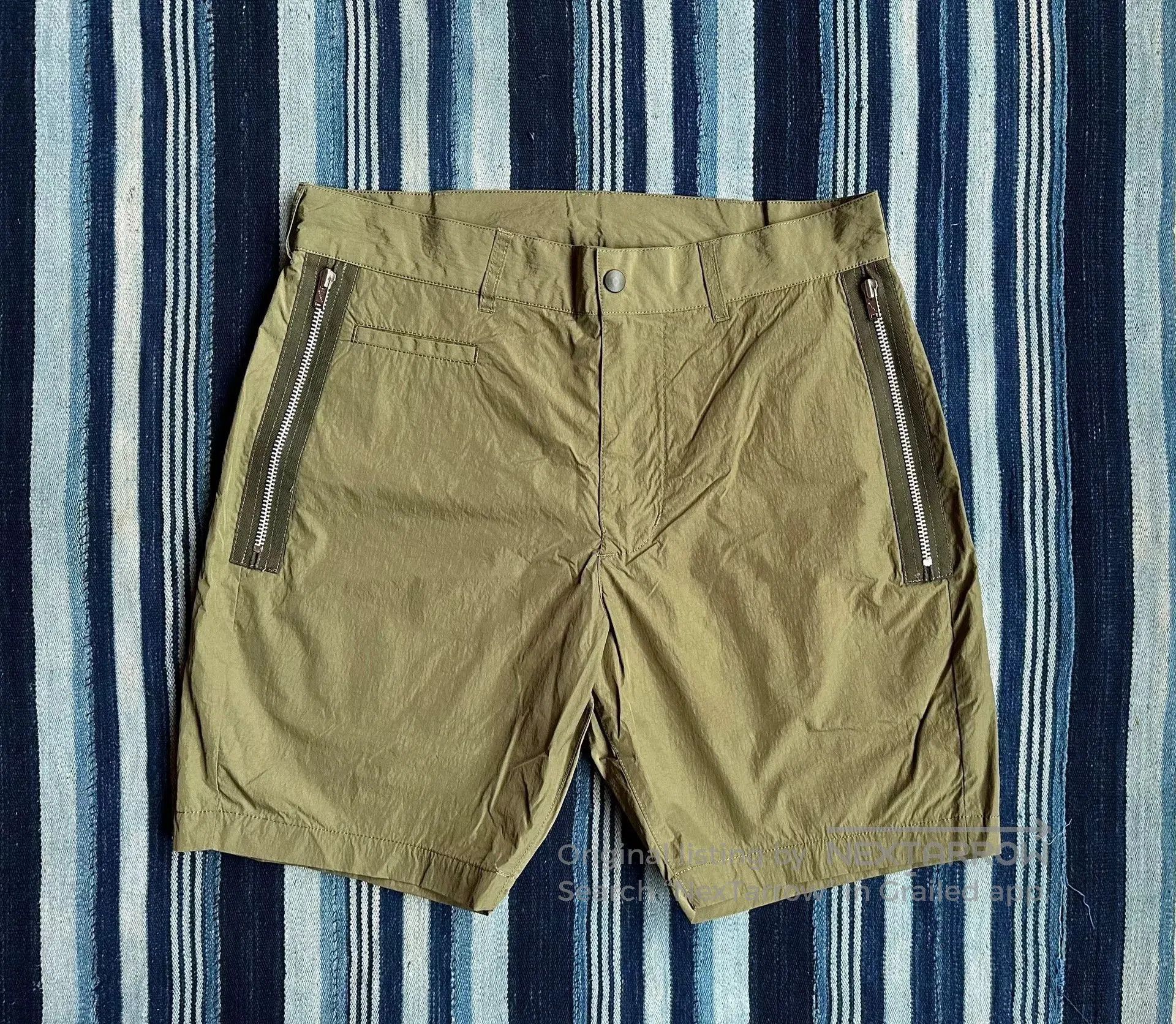 Neighborhood Neighborhood Casual Pocket Shorts in Olive Green. Size US 26 / EU 42 - 1 Thumbnail
