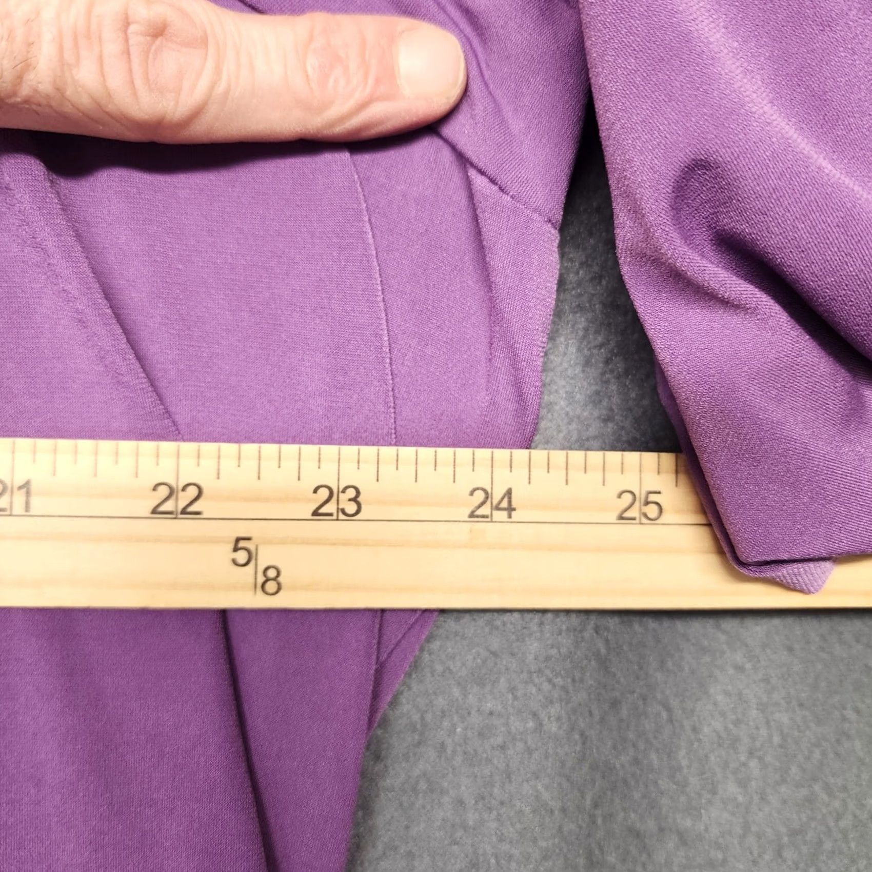 Vintage Susan Graver Top Womens 2X Purple Blouse Slinky Stretch Office Plus Size Pullover Womens 2X Purple Blouse Office Slinky Stretch Susan Graver Size XXL / US 16-18 / IT 52-54 - 4 Thumbnail