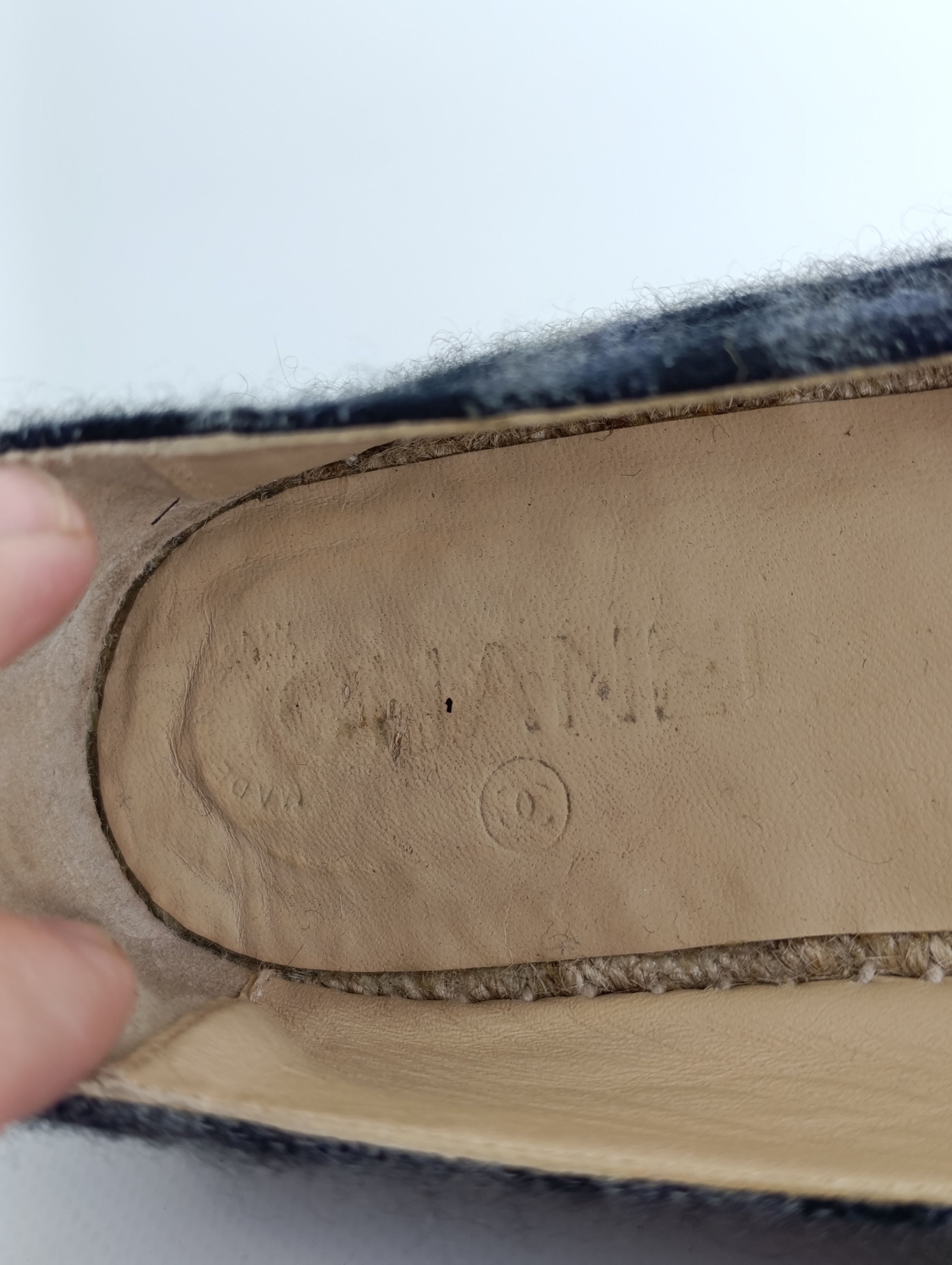 Chanel CHANEL ESPADRILLES FLANNEL CC LOGO GRAY WEDGE SHOES Size US 9 / IT 39 - 19 Thumbnail