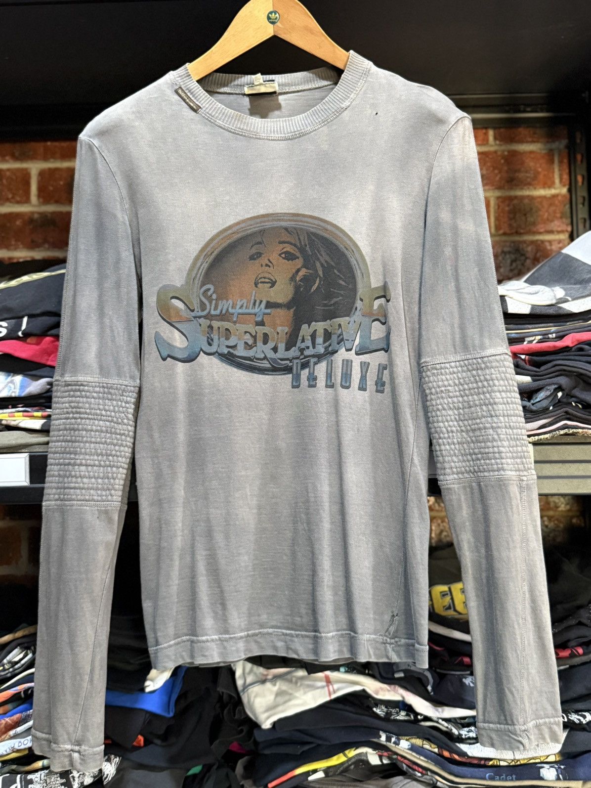 Dolce & Gabbana Vintage D & G Simple Superlative Deluxe Sun Faded LS Tee Size US S / EU 44-46 / 1 - 1 Thumbnail
