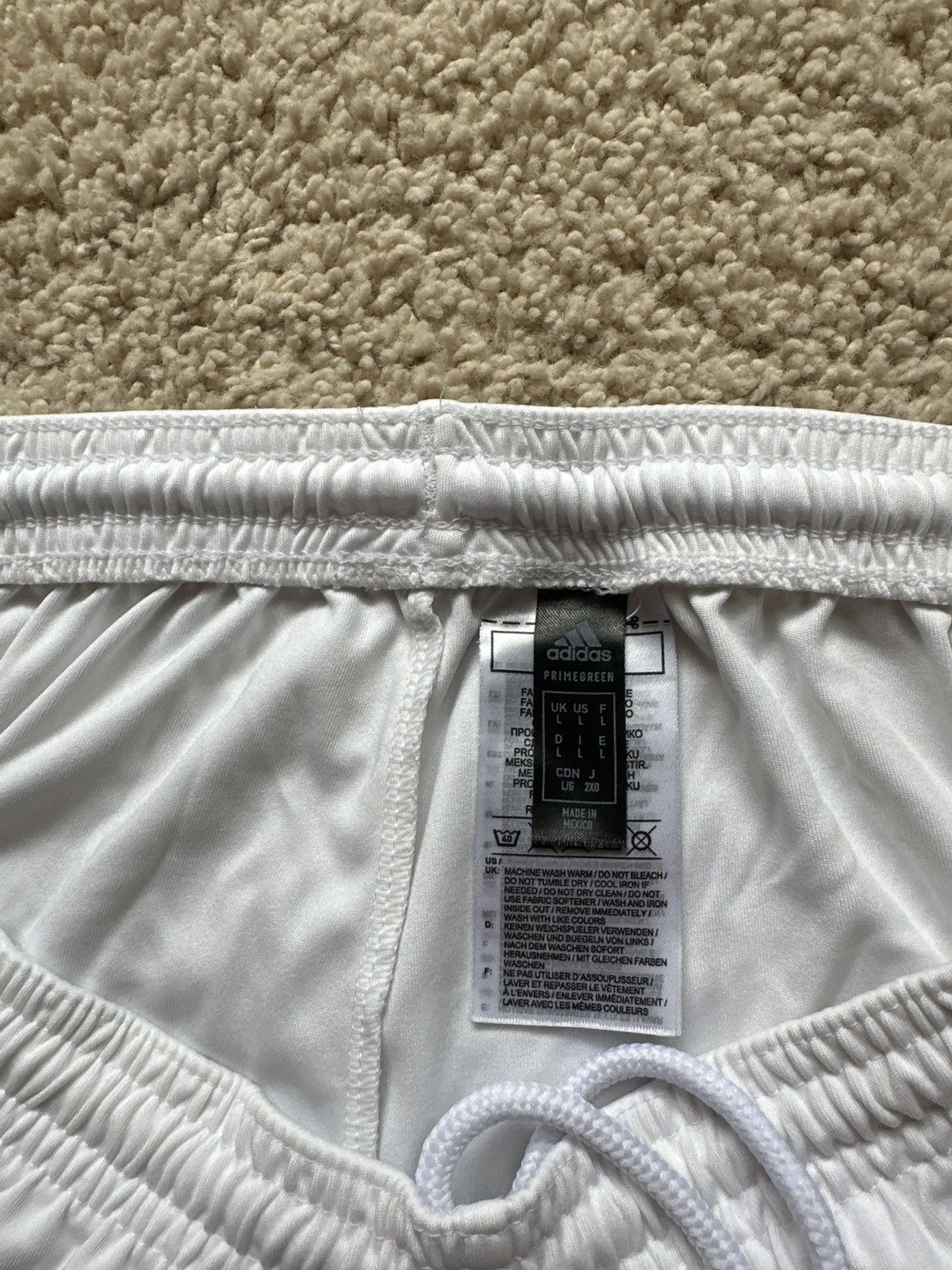 Adidas Adidas soccer shorts Size US 33 - 4 Thumbnail