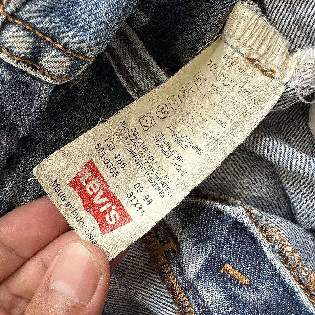 Levi's Vintage Levi’s Distressed Faded Sick Denim Jean Pant W30 Size US 30 / EU 46 - 8 Thumbnail