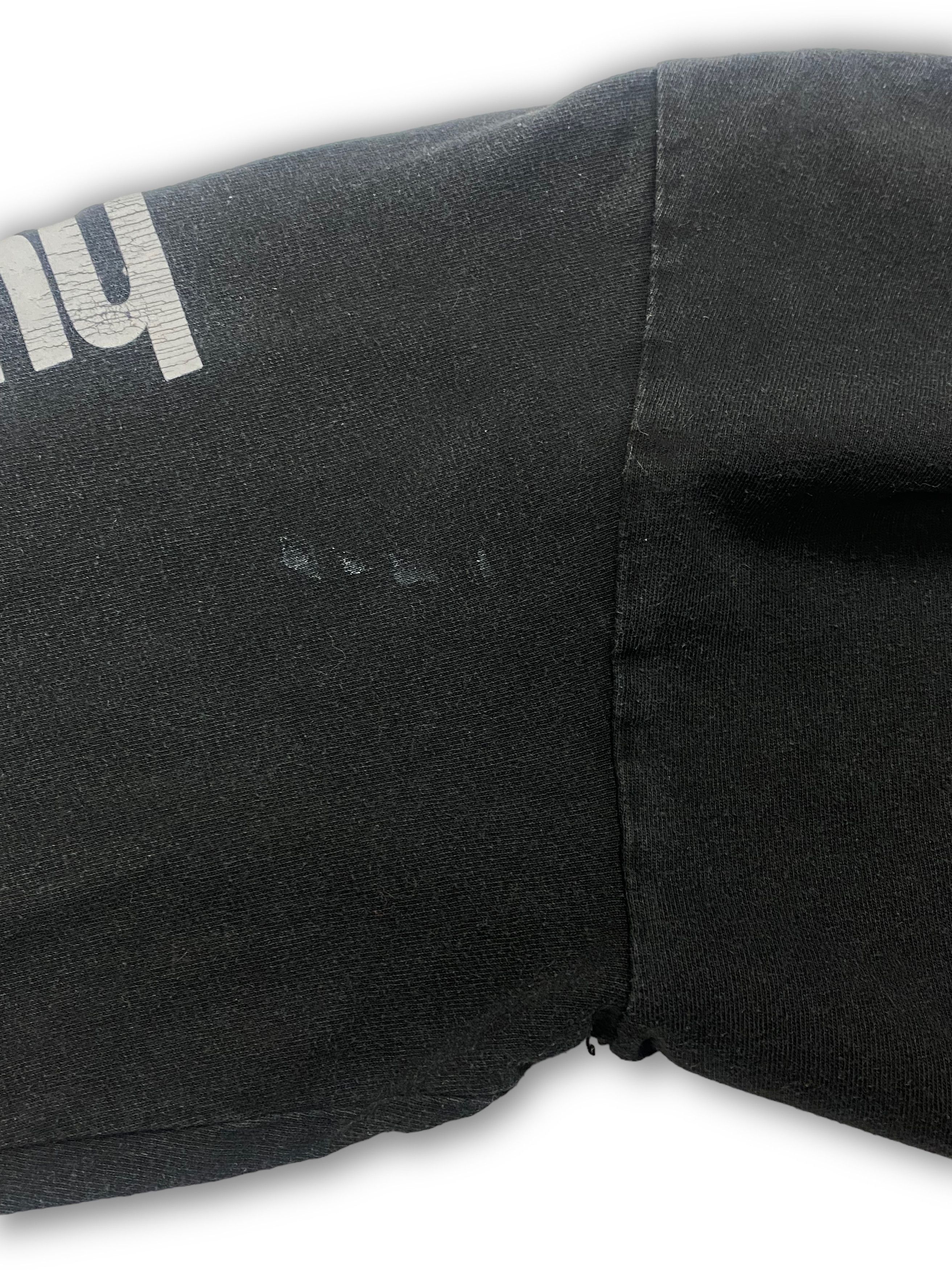 Huf Vintage HUF Distressed Black Faded Big Logo Longsleeve M546 Size US M / EU 48-50 / 2 - 13 Thumbnail