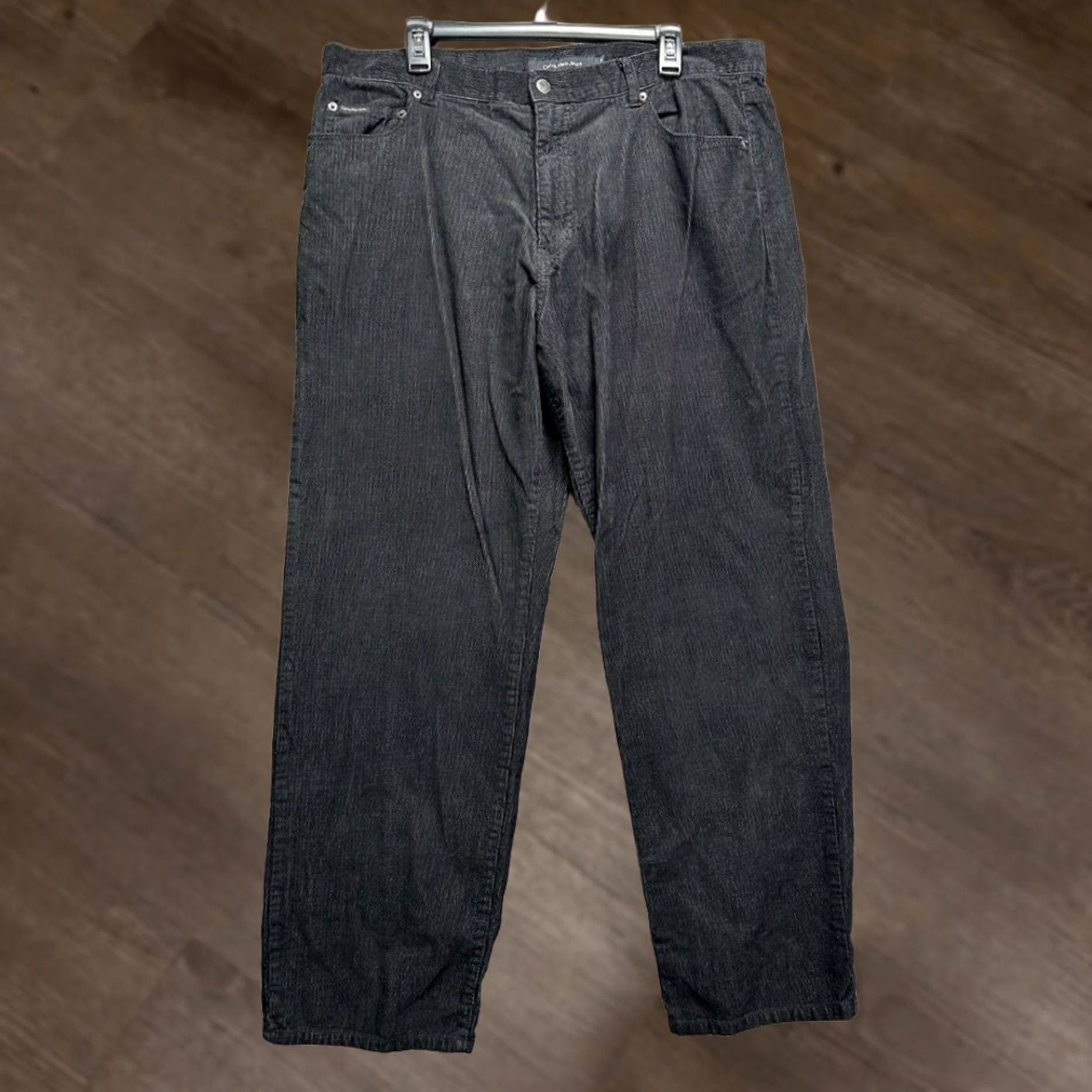 Calvin Klein Calvin Klein Pants Men 38 Black Corduroy Straight Leg Flat Front 5 Pocket Casual Regular Inseam 31 Vintage No Mens Size US 38 / EU 54 - 1 Thumbnail