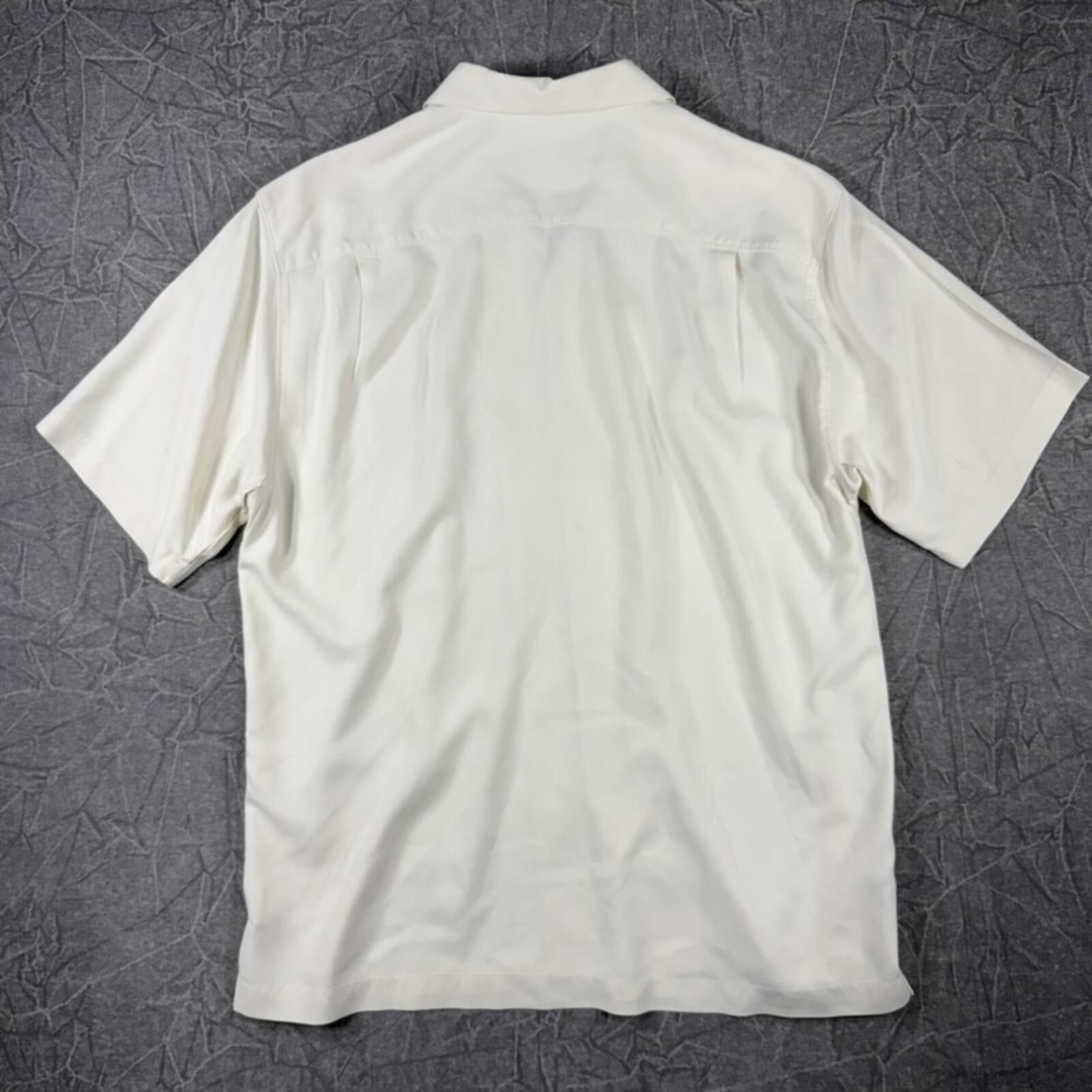 Tommy Bahama Tommy Bahama Shirt Men's L Cream Hawaiian Silk button down Size US L / EU 52-54 / 3 - 7 Thumbnail