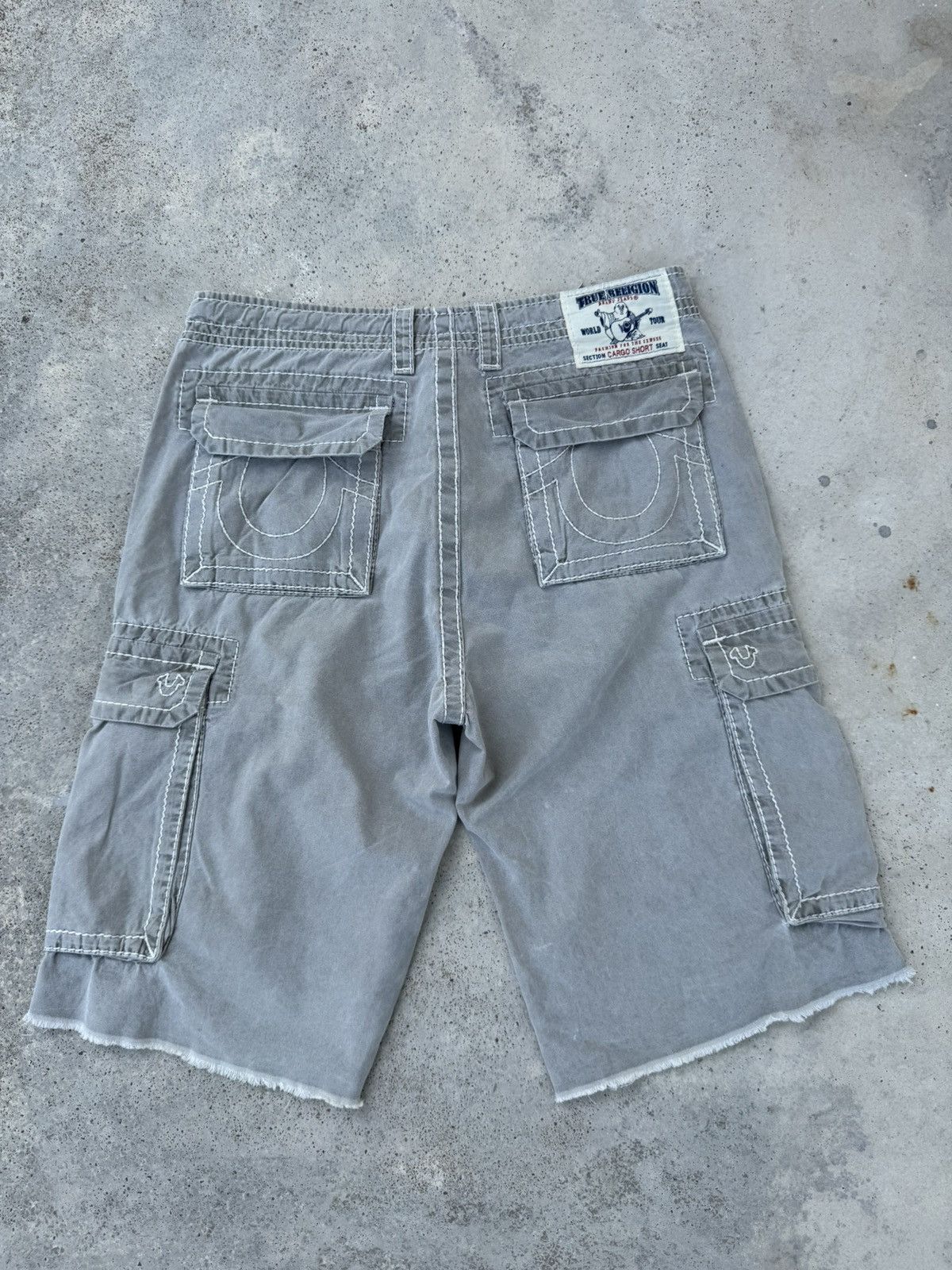 2000s True Religion Multipocket y2k Cargos Short