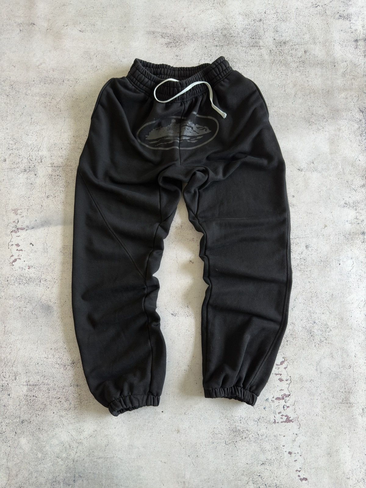 Corteiz Corteiz Alcatraz Black Cotton Sweatpants Size M Size US 32 / EU 48 - 2 Thumbnail