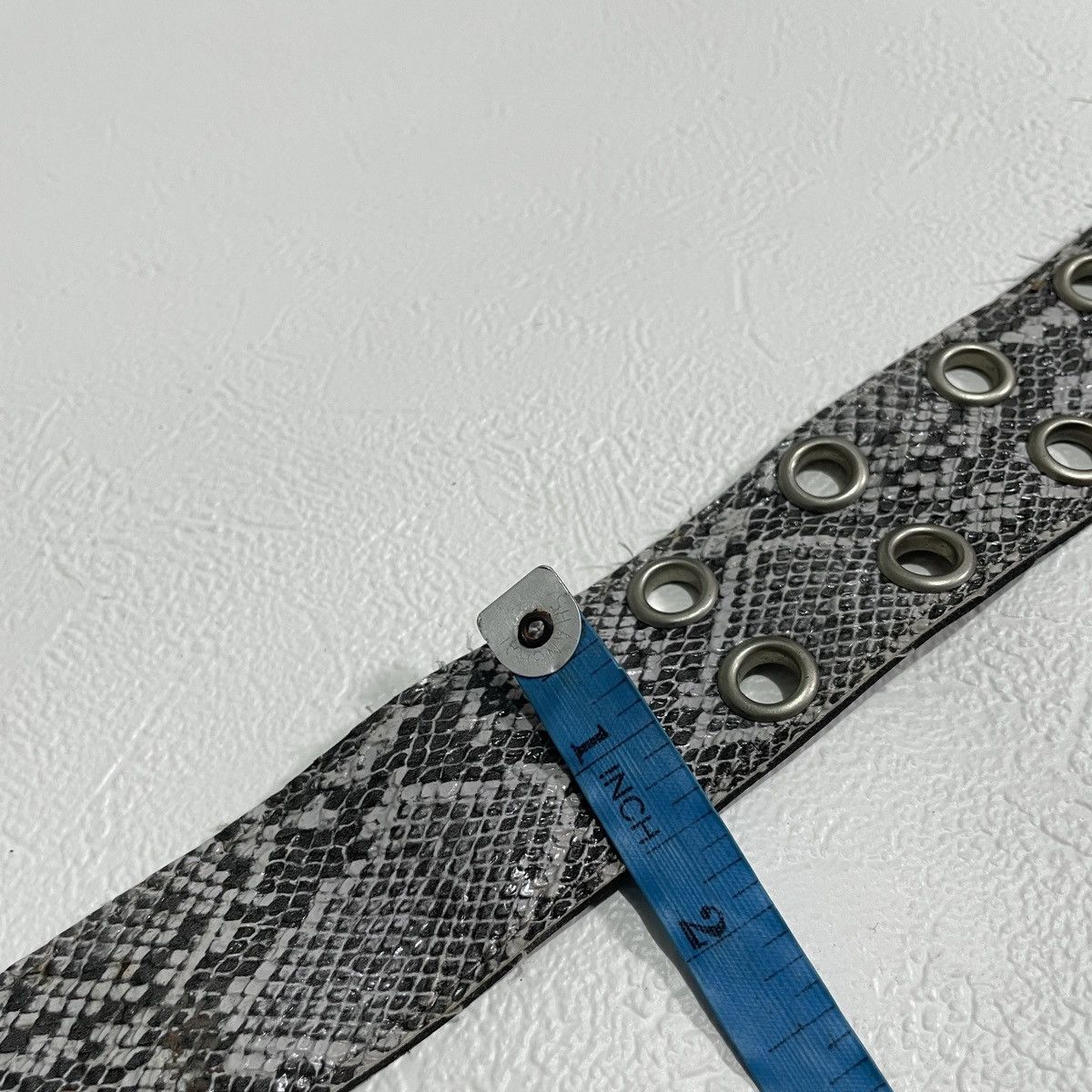 If Six Was Nine Vintage y2k snake skin belt Size ONE SIZE - 5 Thumbnail