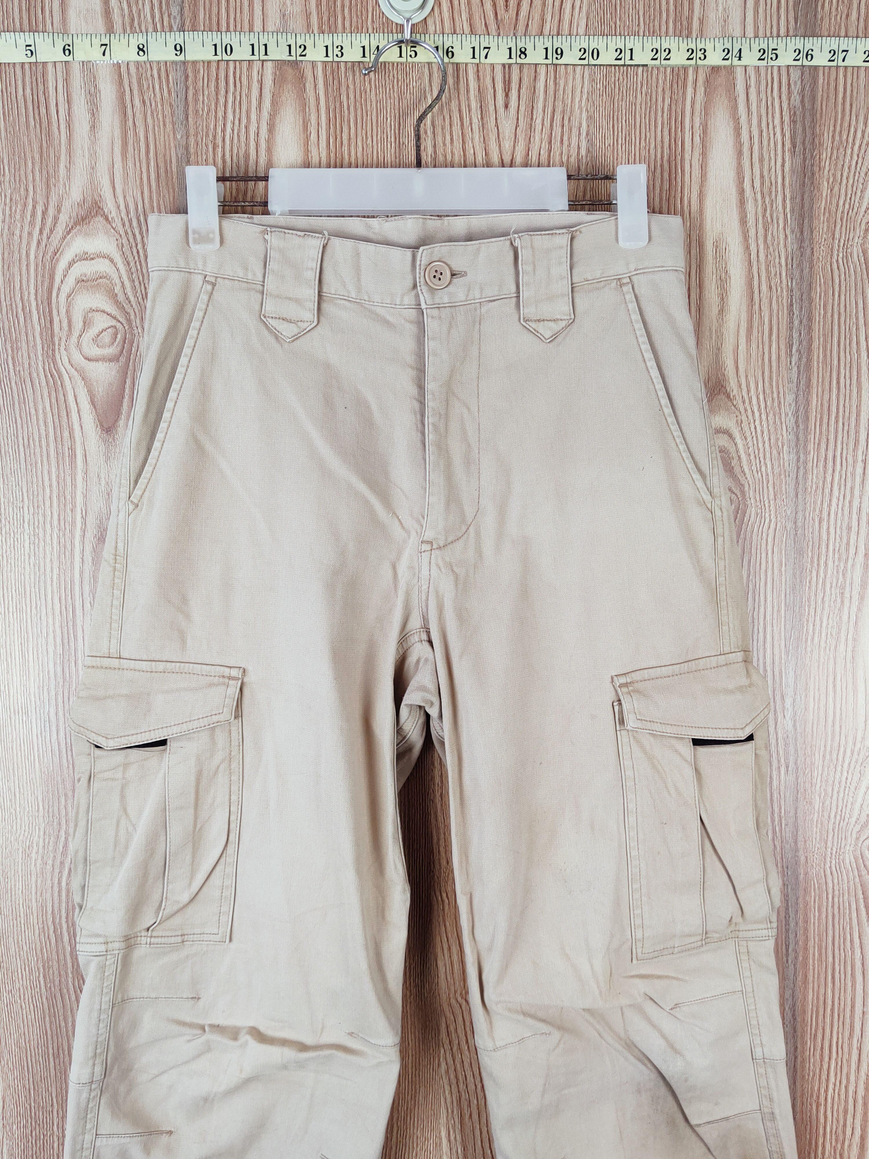 Japanese Brand Japanese Brand Beige Multipocket Tactical Cargo Pants #W454 Size US 29 - 2 Thumbnail
