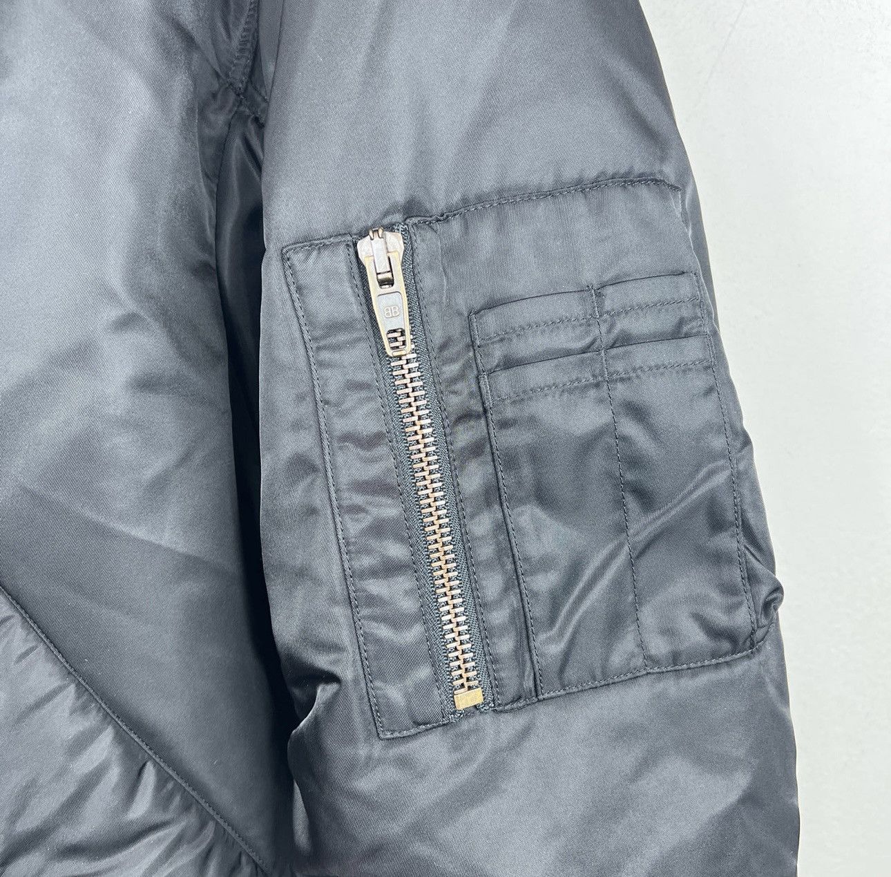 Balenciaga Balenciaga oversized Nylon Hooded Pullover Bomber Jacket Size US XL / EU 56 / 4 - 7 Thumbnail