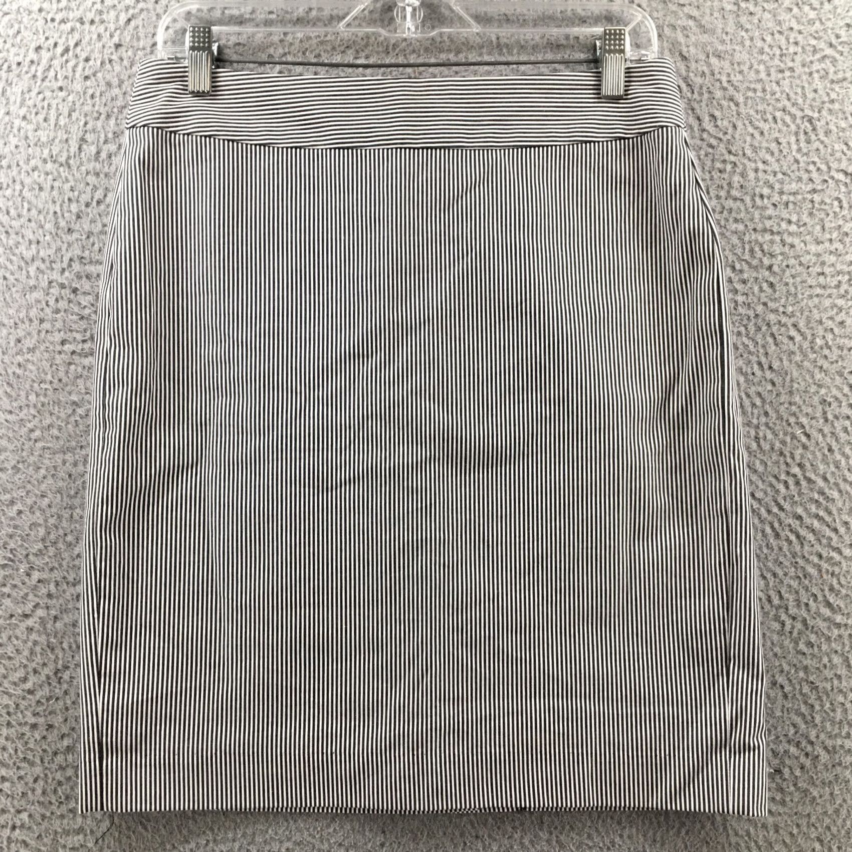 Banana Republic Banana Republic Skirt Womens 6 Mini White Striped Back Zip Casual Size 28" / US 6 / IT 42 - 2 Thumbnail