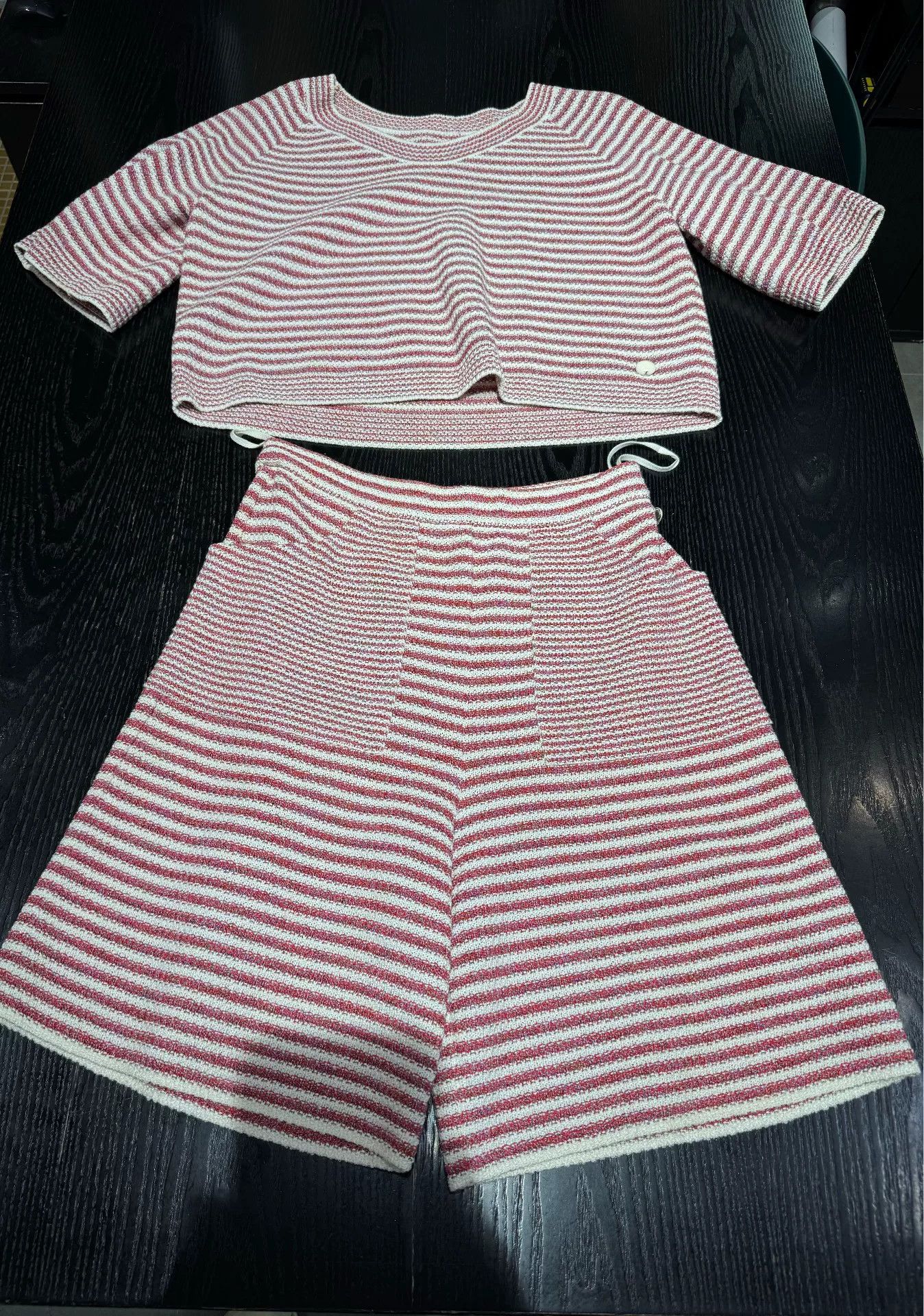 Chanel chanel striped crop top and shorts set Size US 34 / EU 50 - 1 Thumbnail