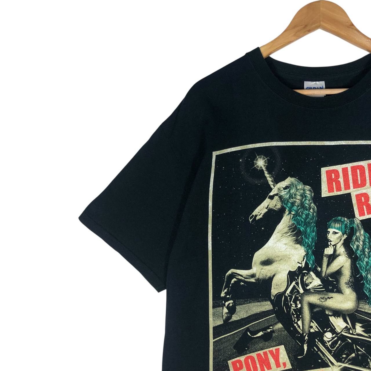 Gildan Lady Gaga The Born This Way Ball Tour Pony Ride T-Shirt Size US L / EU 52-54 / 3 - 3 Thumbnail