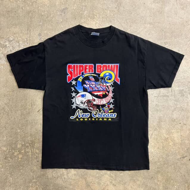 Vintage Vintage Super Bowl 36 Rams Vs Patriots Tee Size US L / EU 52-54 / 3 - 1 Thumbnail