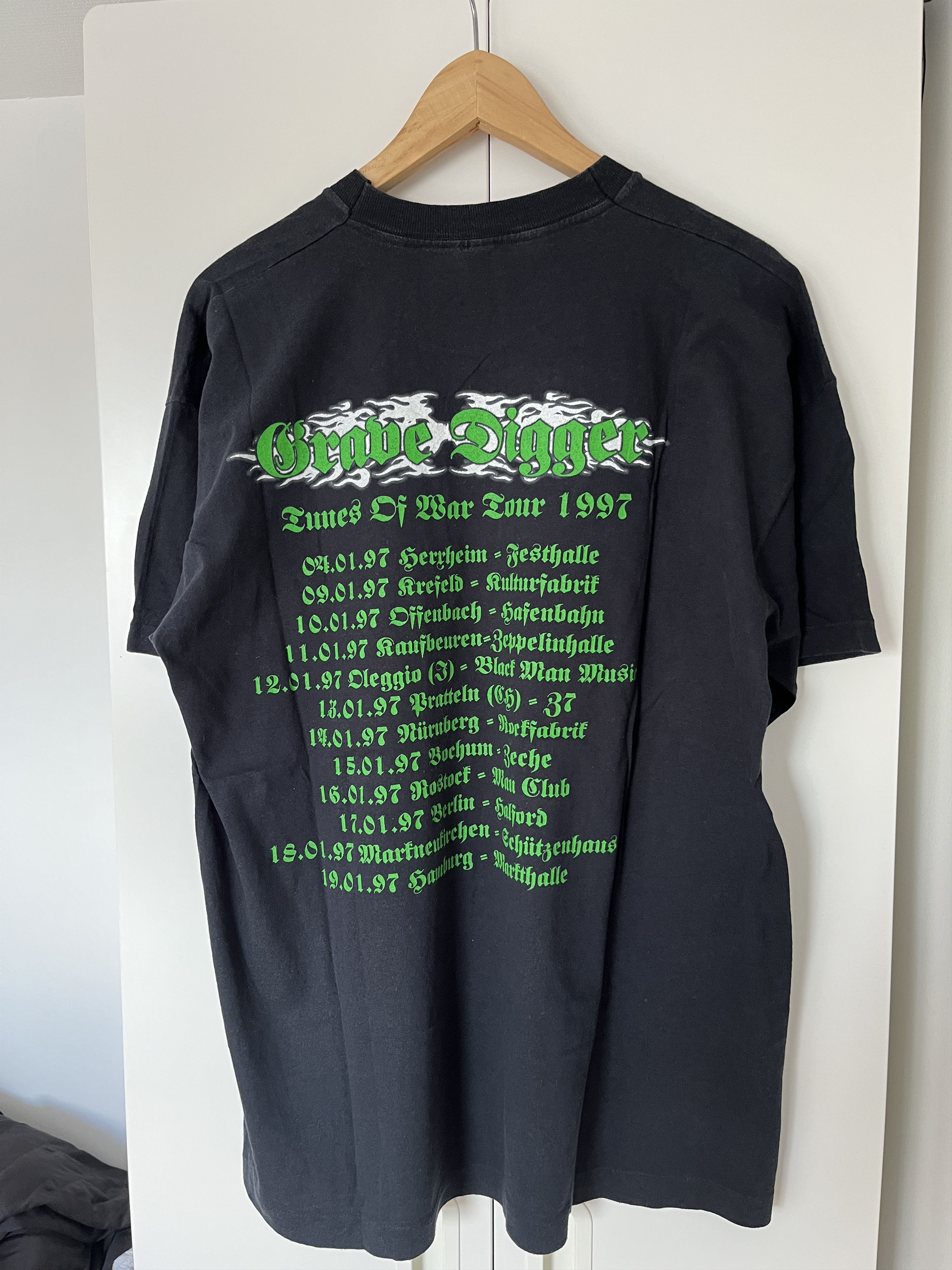 Vintage Rare 1997 Grave Digger Official Promo Tour T Shirt Size US XL / EU 56 / 4 - 2 Thumbnail