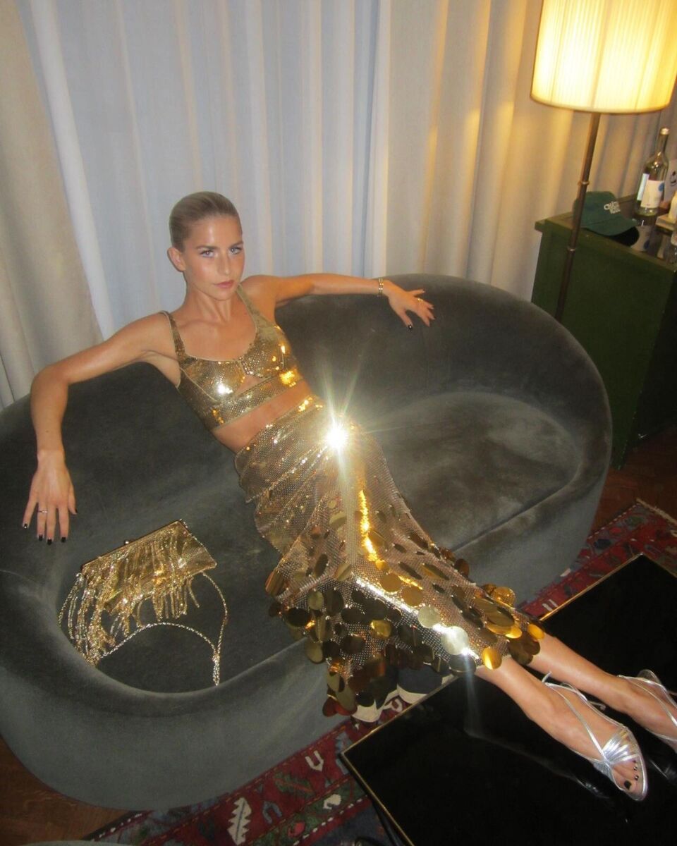 H&M × Paco Rabanne NWT Rabanne x H&M Gold Sequined Crop Top XL Size XL / US 12-14 / IT 48-50 - 6 Thumbnail