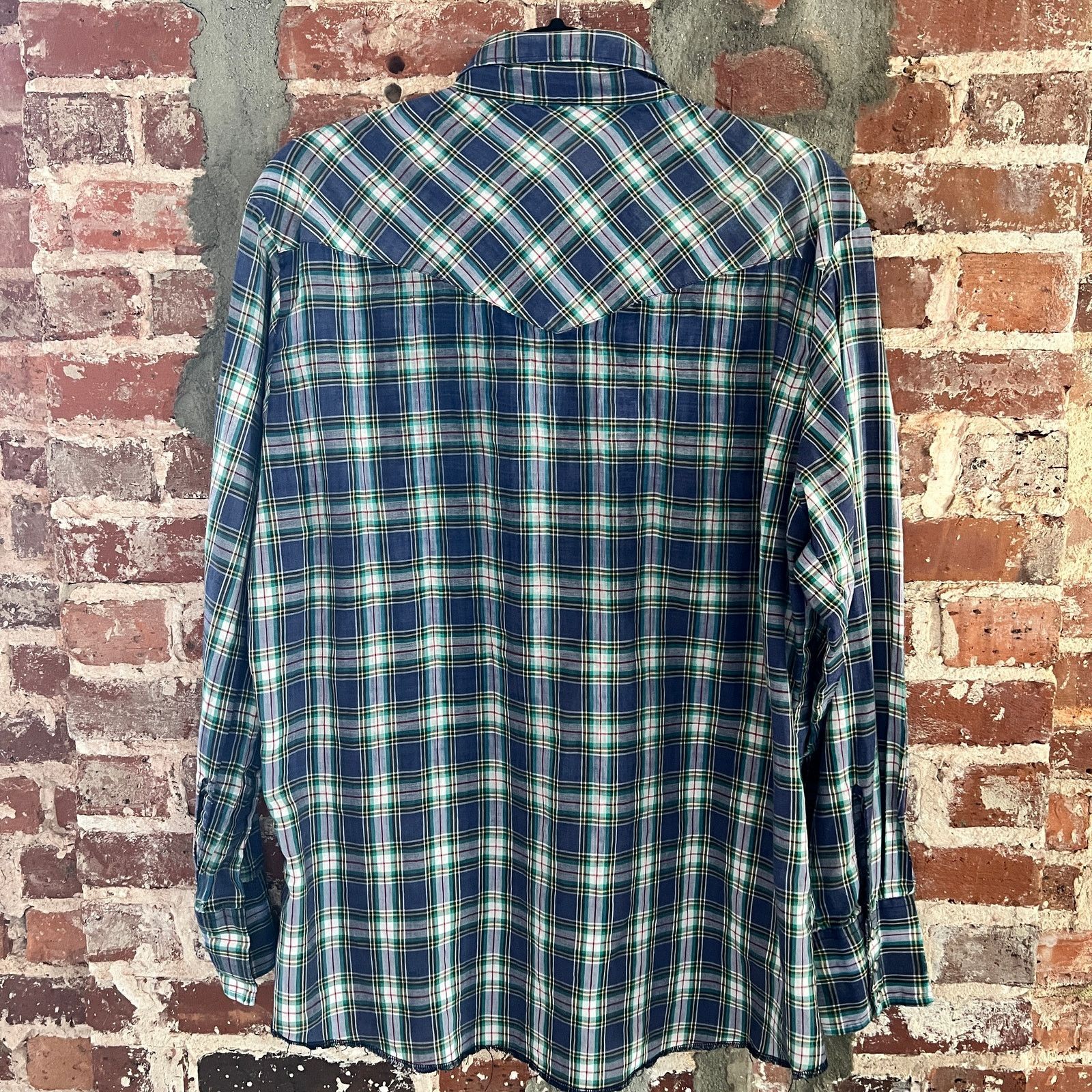 Wrangler VTG Wrangler Paper Thin Pearl Snap Western Shirt L 22x30 Size US L / EU 52-54 / 3 - 4 Thumbnail