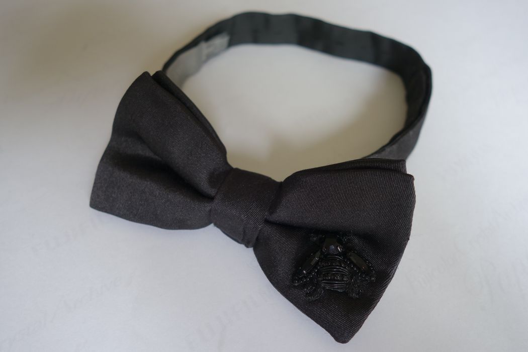 Dior DIOR - Bow Tie Black Bee Jewel Embroidery Kim Jones | Grailed