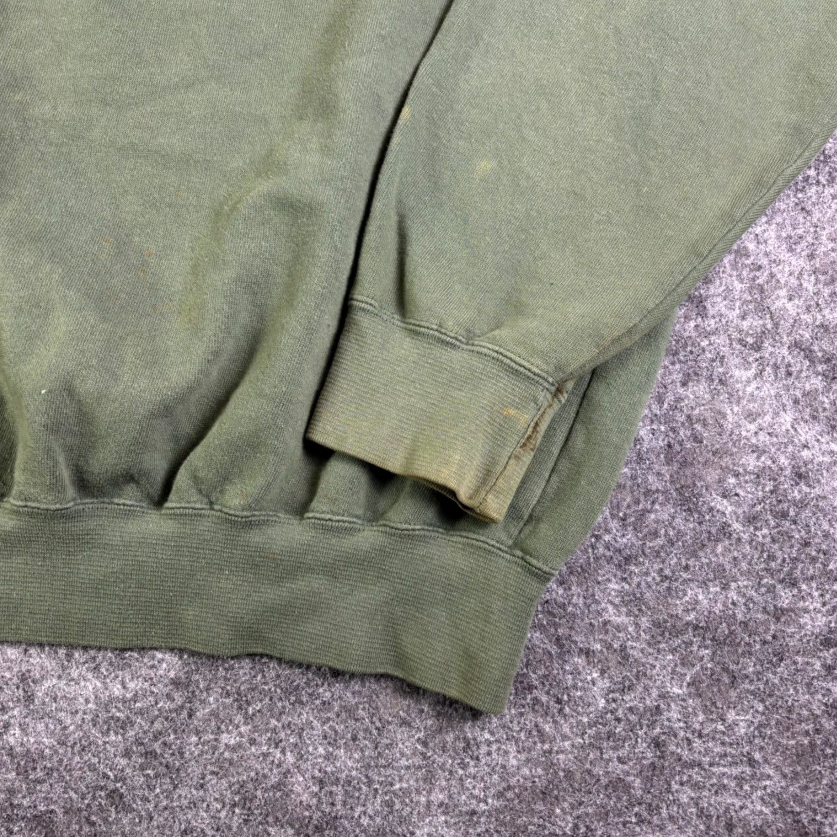Ralph Lauren VINTAGE Chaps Ralph Lauren Sweatshirt Mens Large GreenCrewneck Faded 90s Size US L / EU 52-54 / 3 - 7 Thumbnail