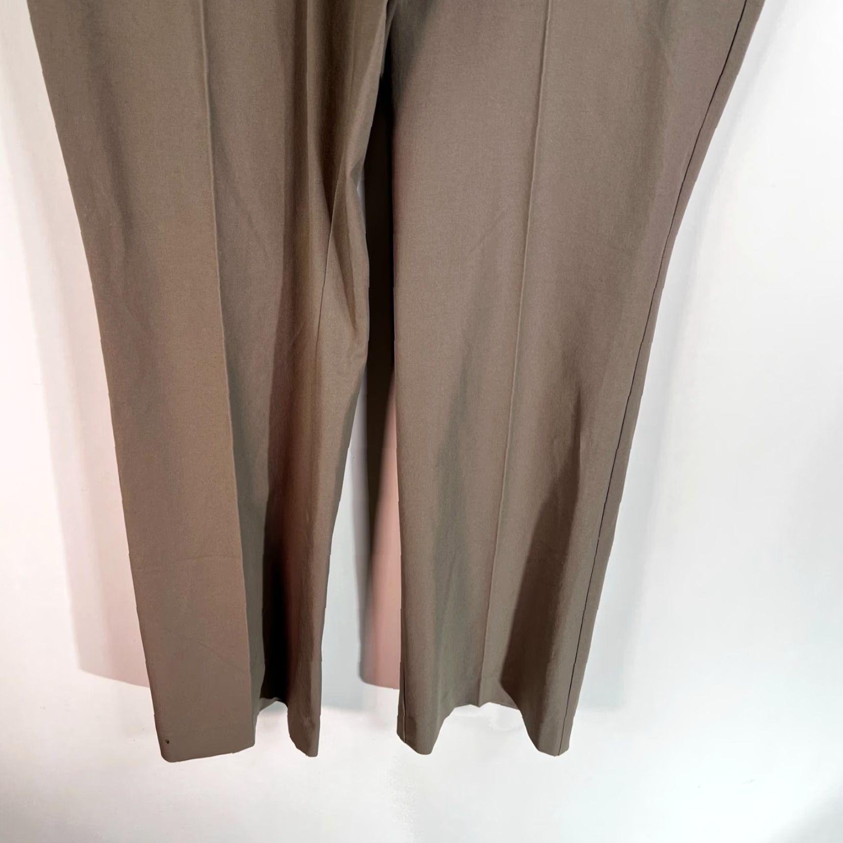 Eddie Bauer Eddie Bauer Flat Front Pants Womens Size 16 Beige Kaki 36X34 Size 38" / US 16 / IT 52 - 3 Thumbnail