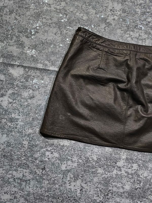 Hysteric Glamour × Leather × Vintage Zara Real Leather Dark Brown 90s Minimalism style Mini Skirt Size 30" / US 8 / IT 44 - 6 Thumbnail
