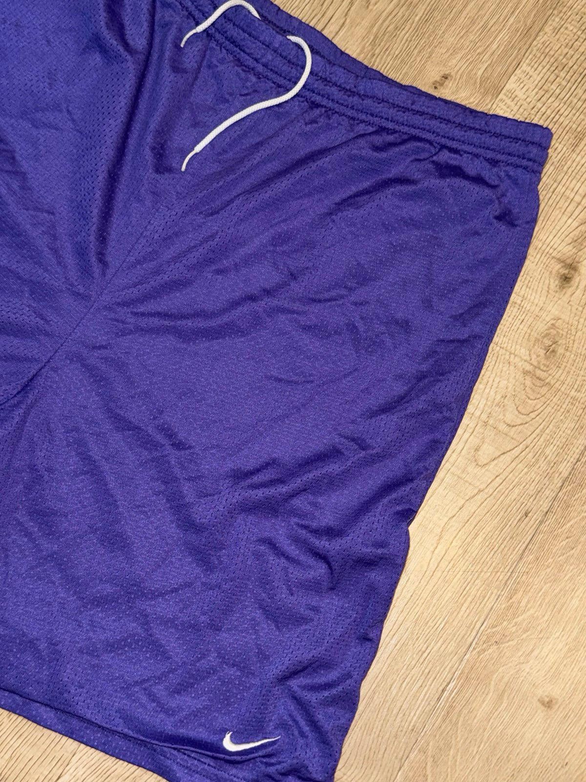 Nike Nike Team Purple Mesh Basketball Shorts Mens MD Rare Size US 32 / EU 48 - 2 Thumbnail