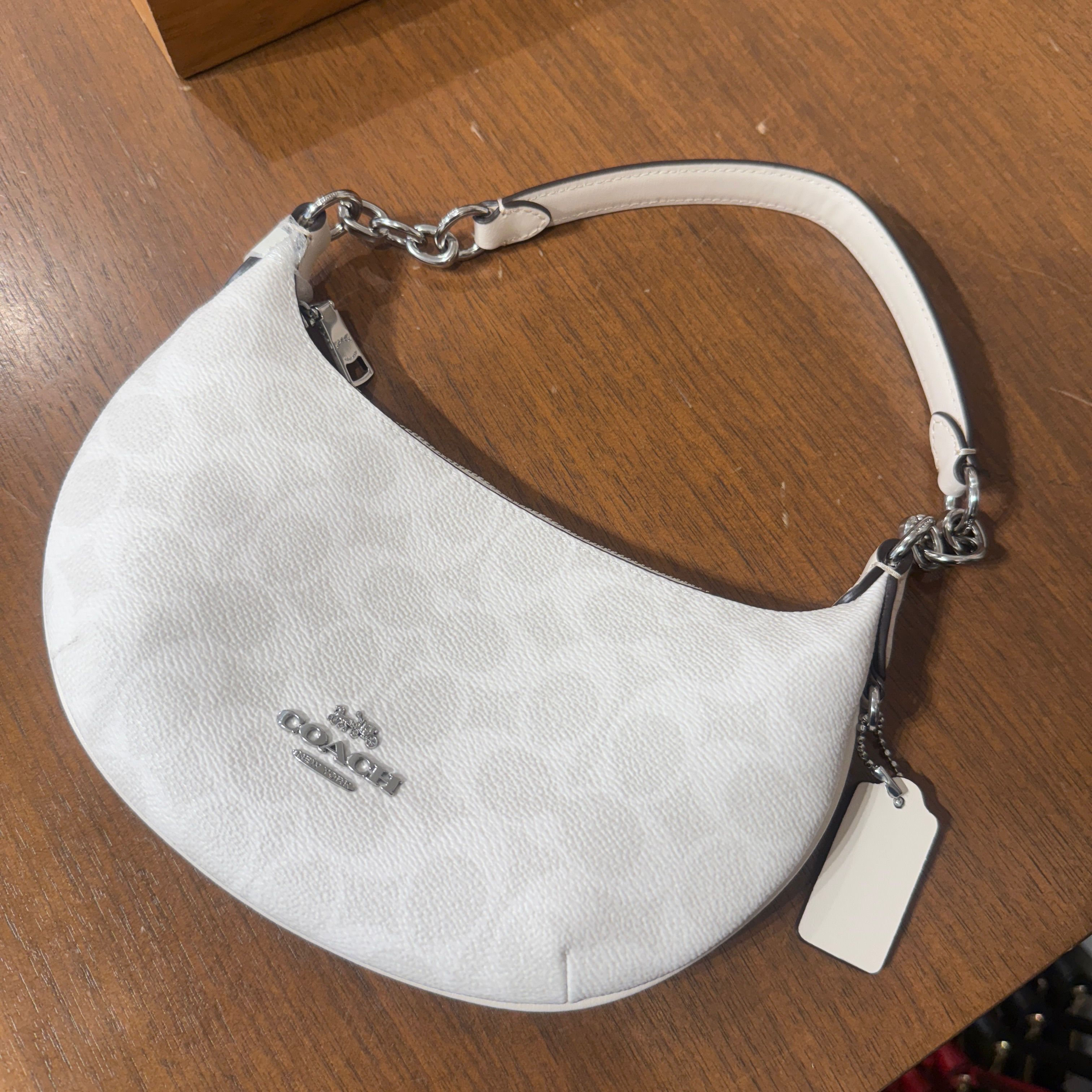 COACH◇Mini Payton ショルダーバッグ オレンジ CBA78 Coach | Bags | Coach Mini Payton Shoulder Bag Oranges
