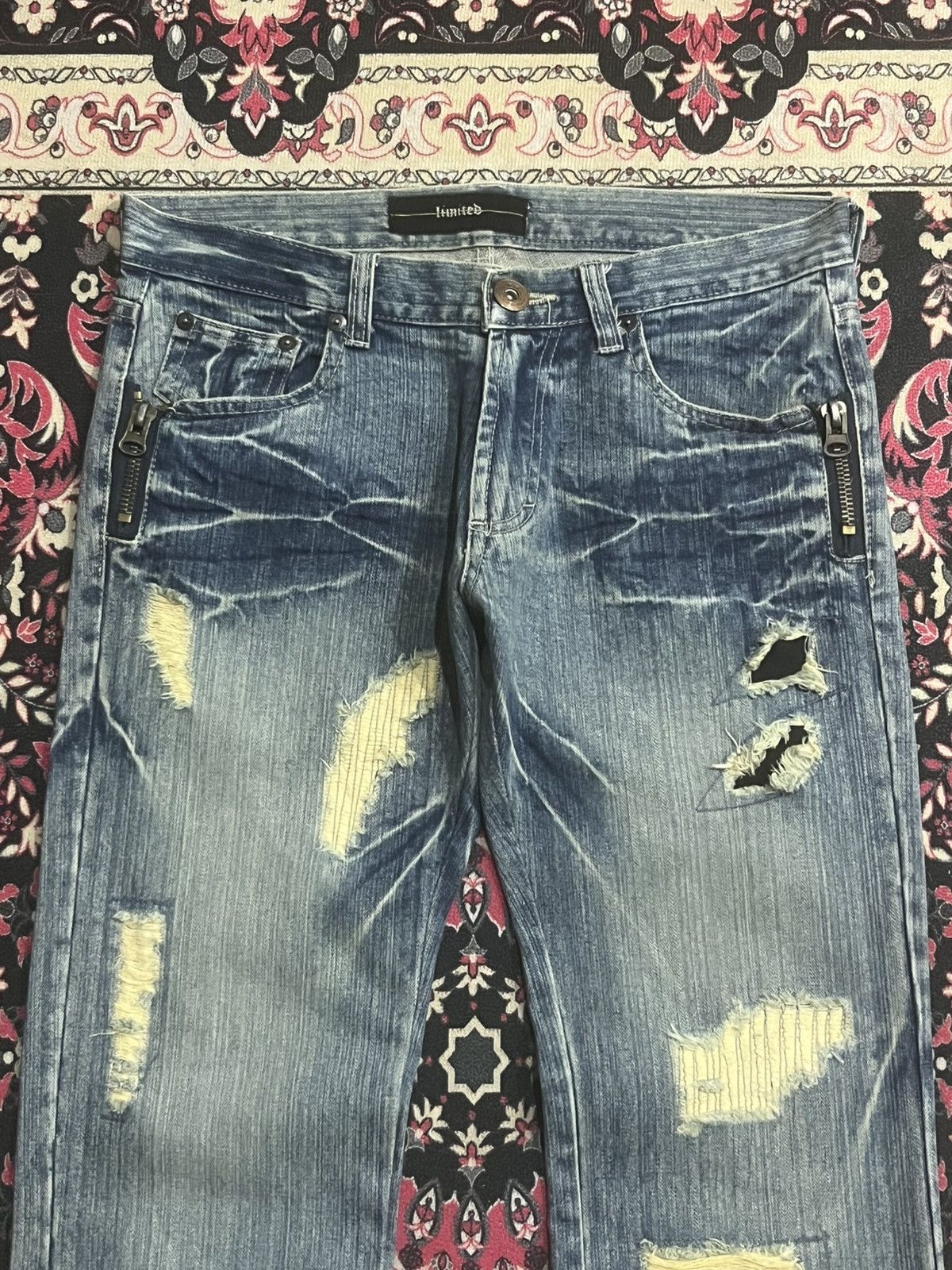 Le Grande Bleu (L.G.B.) Japanese Limited Dystopian Distress Blue Washed Grunge Jeans Size US 32 / EU 48 - 4 Thumbnail