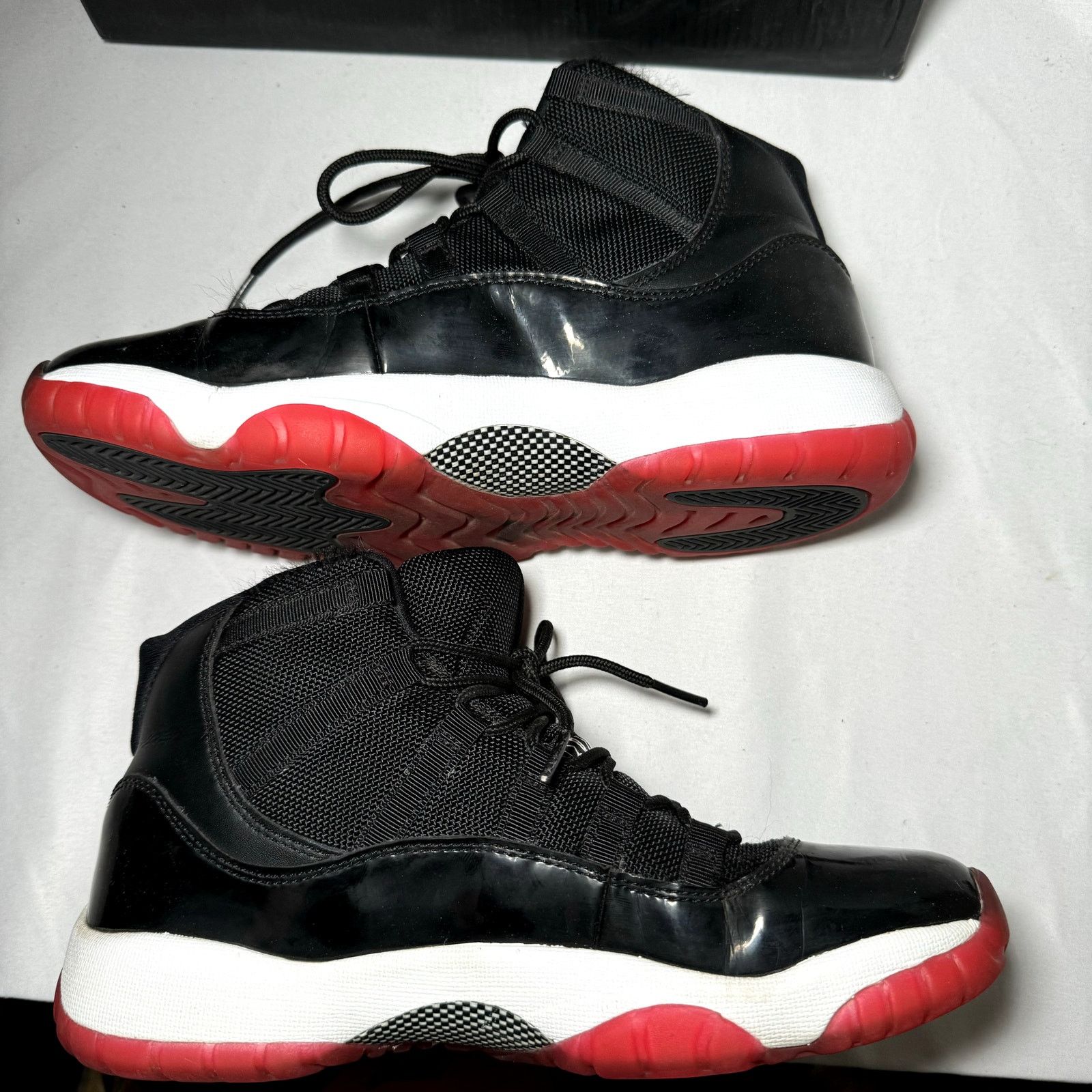 Jordan Brand × Nike Size 6.5 - Nike Air Jordan 11 Retro GS Bred 2012 Men's Shoes Size US 6.5 / EU 39-40 - 3 Thumbnail